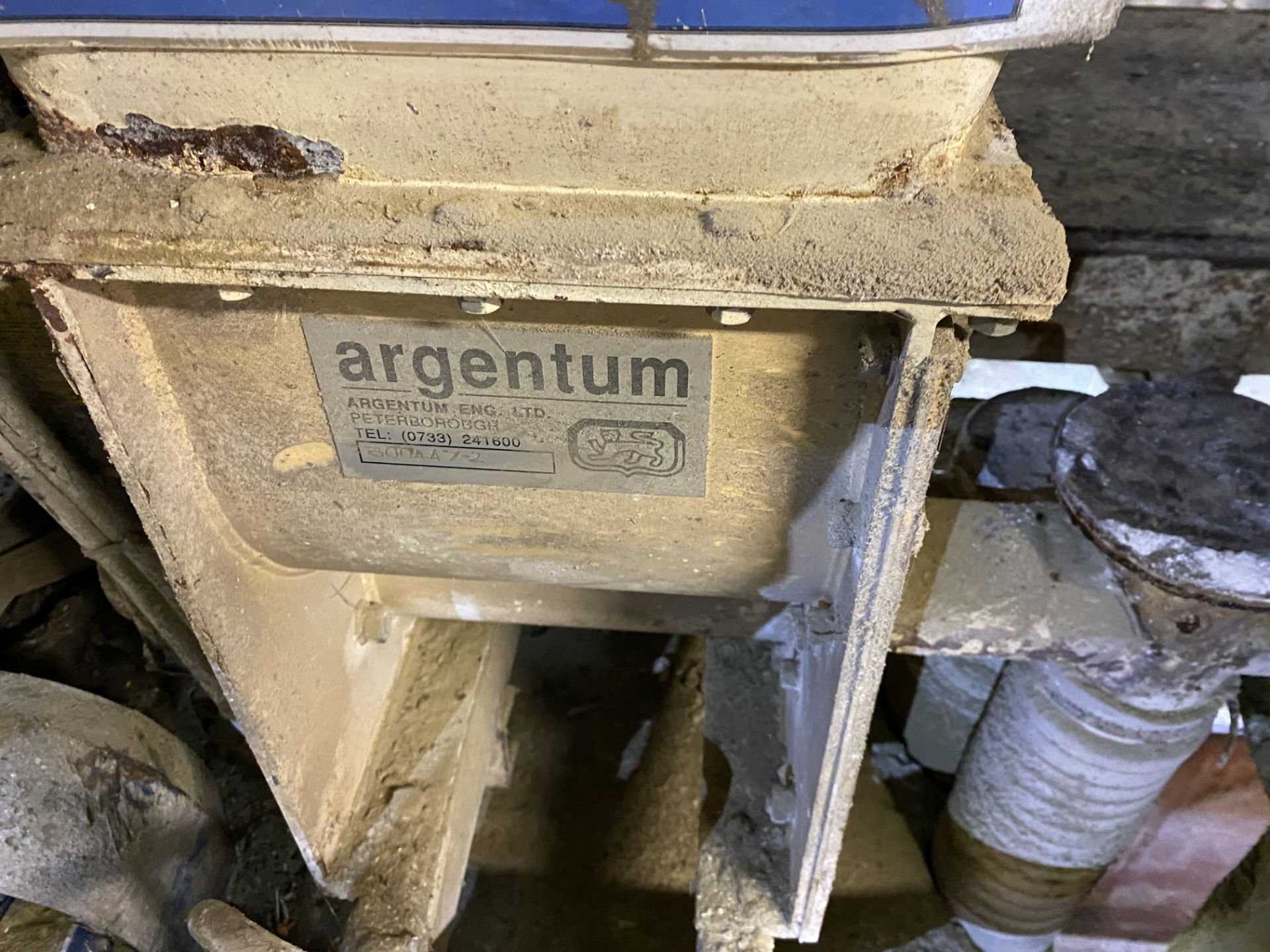 Argentum Additives Tip Hopper, fitted auger discharge conveyor, serial no. 300447-2 (lot located - Image 3 of 6