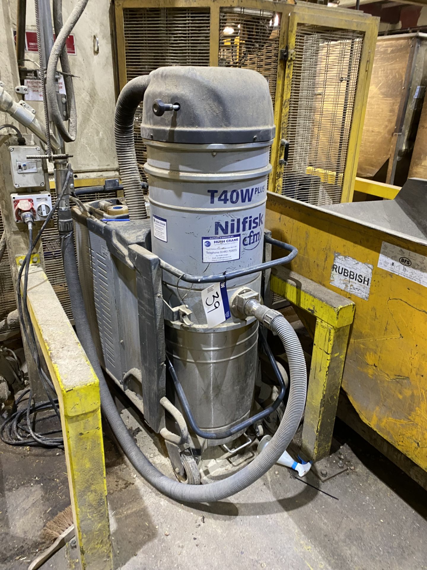 Nilfisk CFM T40W Plus MOBILE CENTRAL VACUUM UNIT, serial no. 3820150500112, with steel central