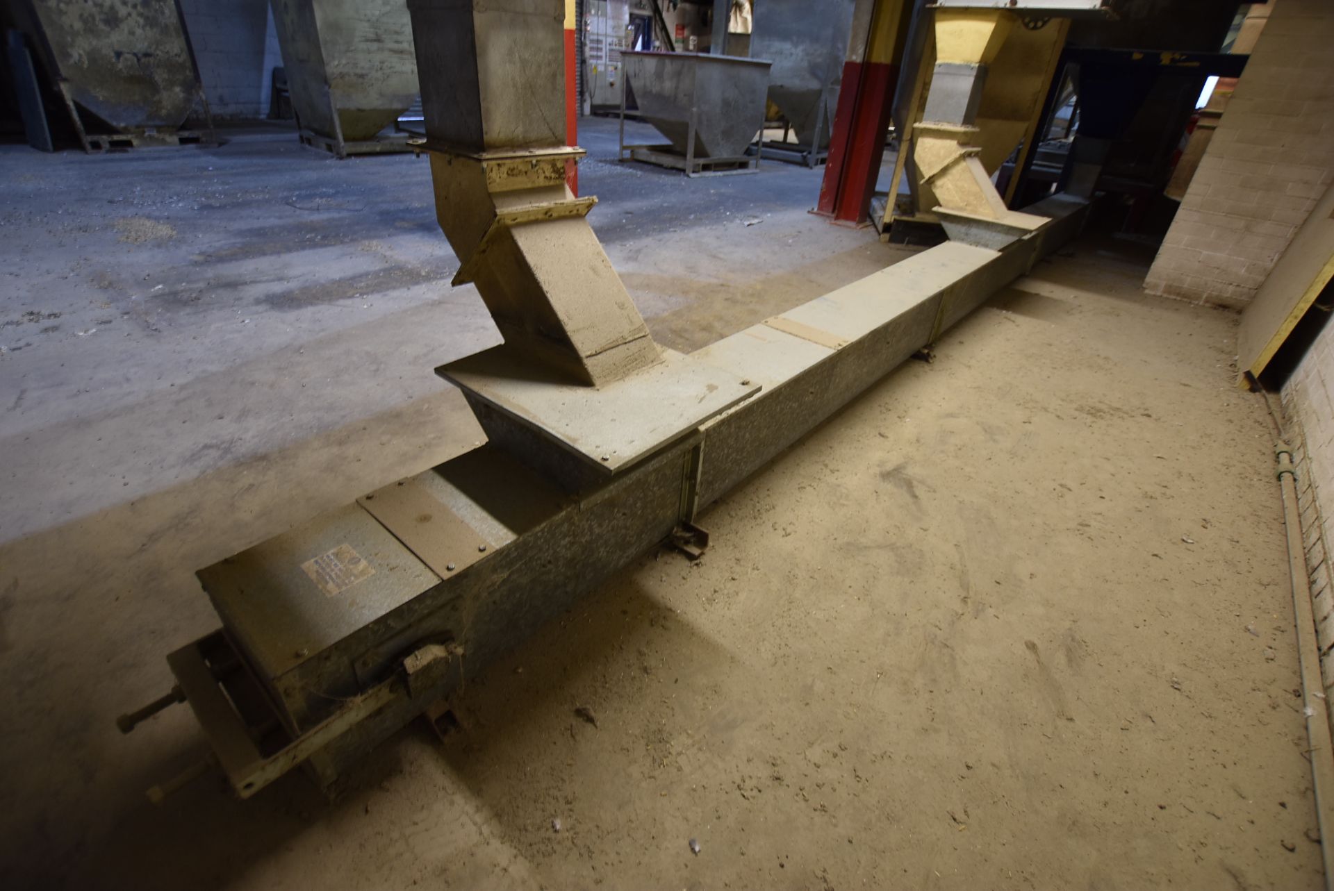 Perry 4912HD Galvanised Swan Neck Chain & Flight Conveyor, serial no. FE9565, year of manufacture