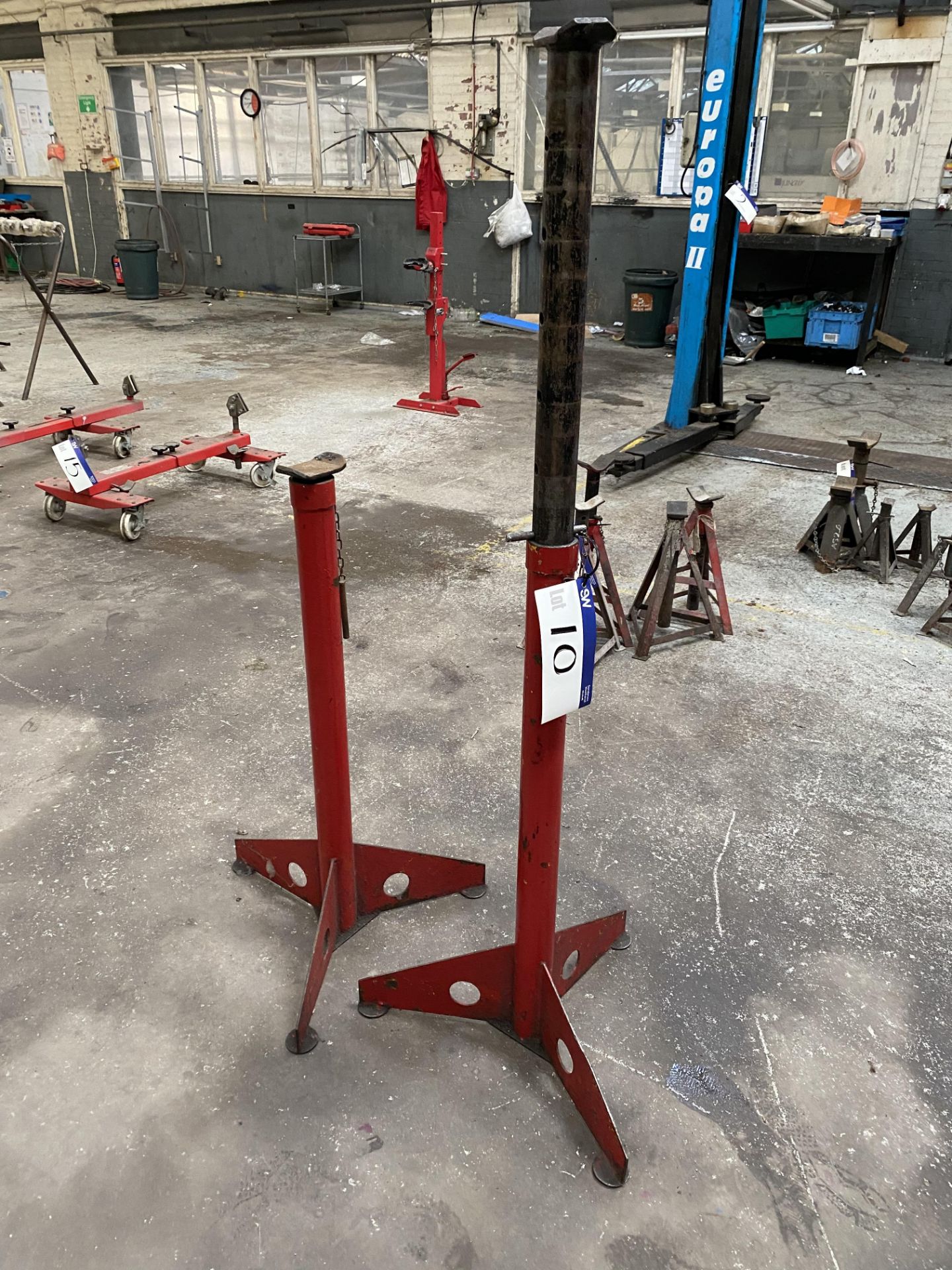 Two Hydraulic Transmission Stands