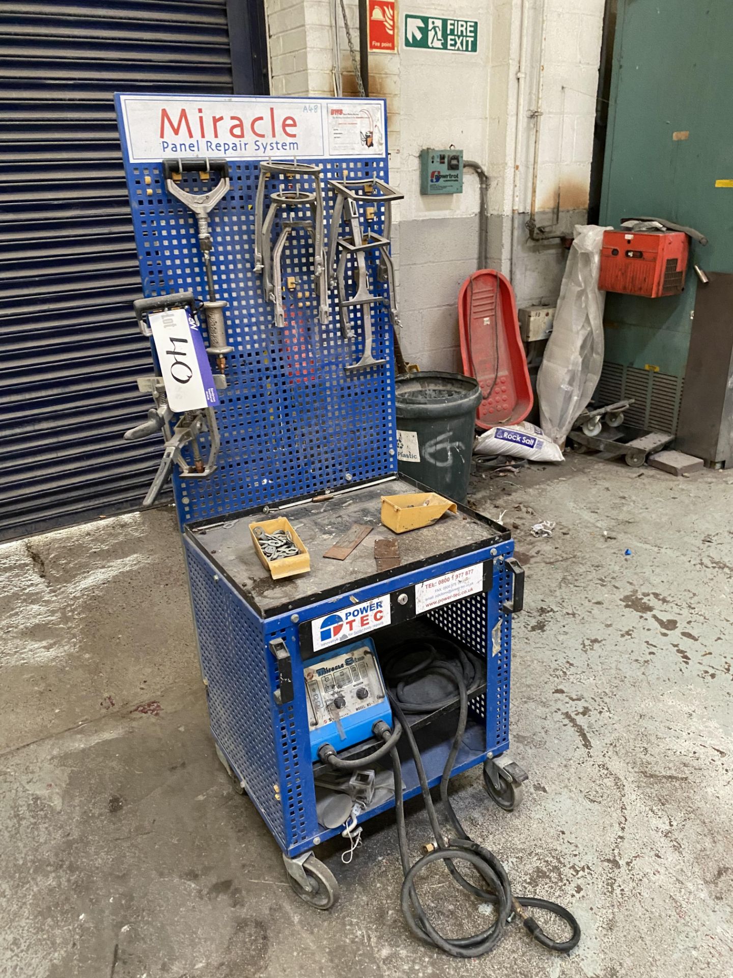 Power Space TEC Miracle Panel Repair System, with trolley, tooling and Miracle Stud MS-7 spot