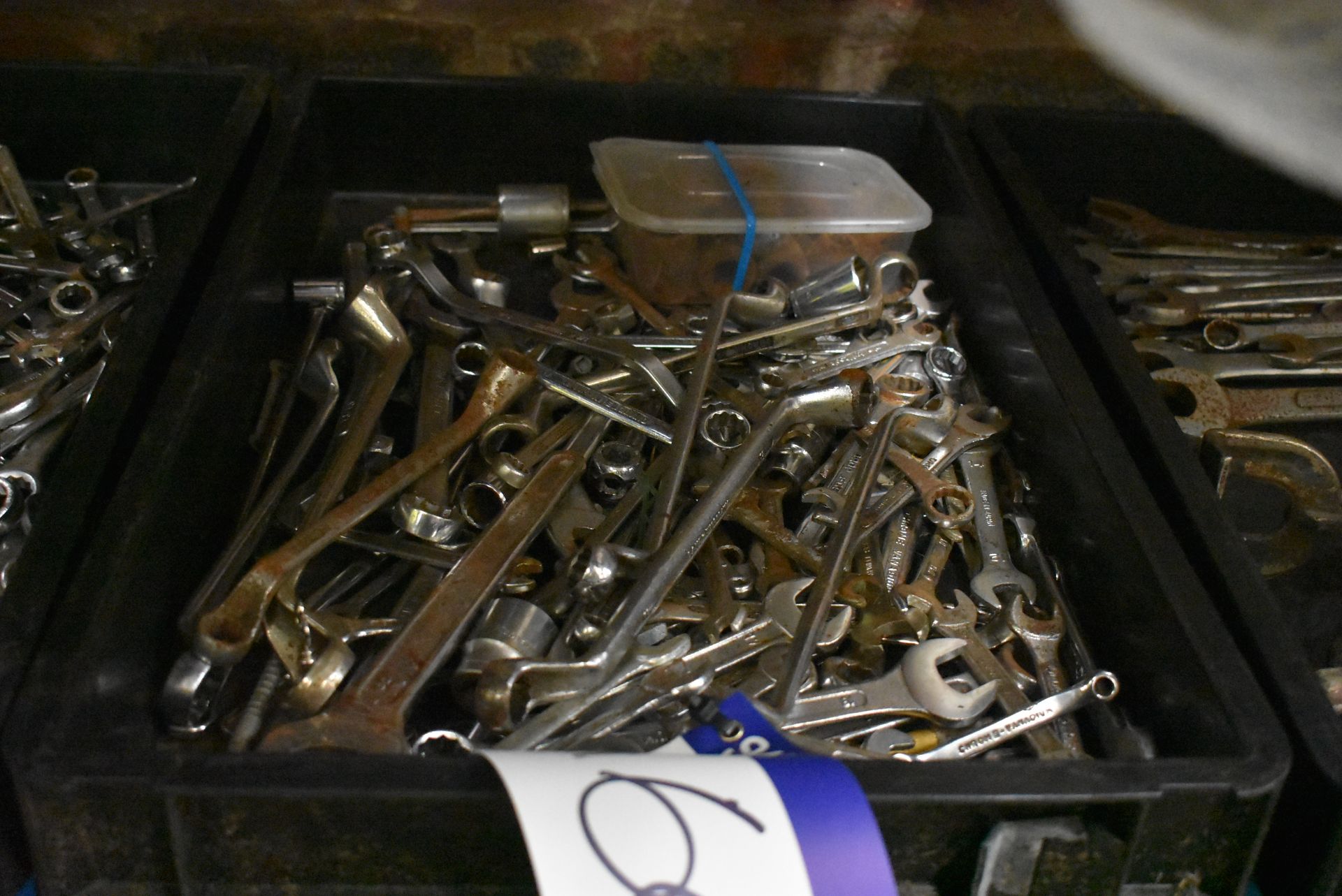 Assorted Metric & Imperial Spanners and Sockets, in plastic tray - Image 2 of 2