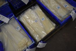 Approx. 15 Bags x 100 7.6 x 450mm Cable Ties, with plastic crate