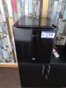 Igenix Bench Top Fridge (This lot is located at Ha