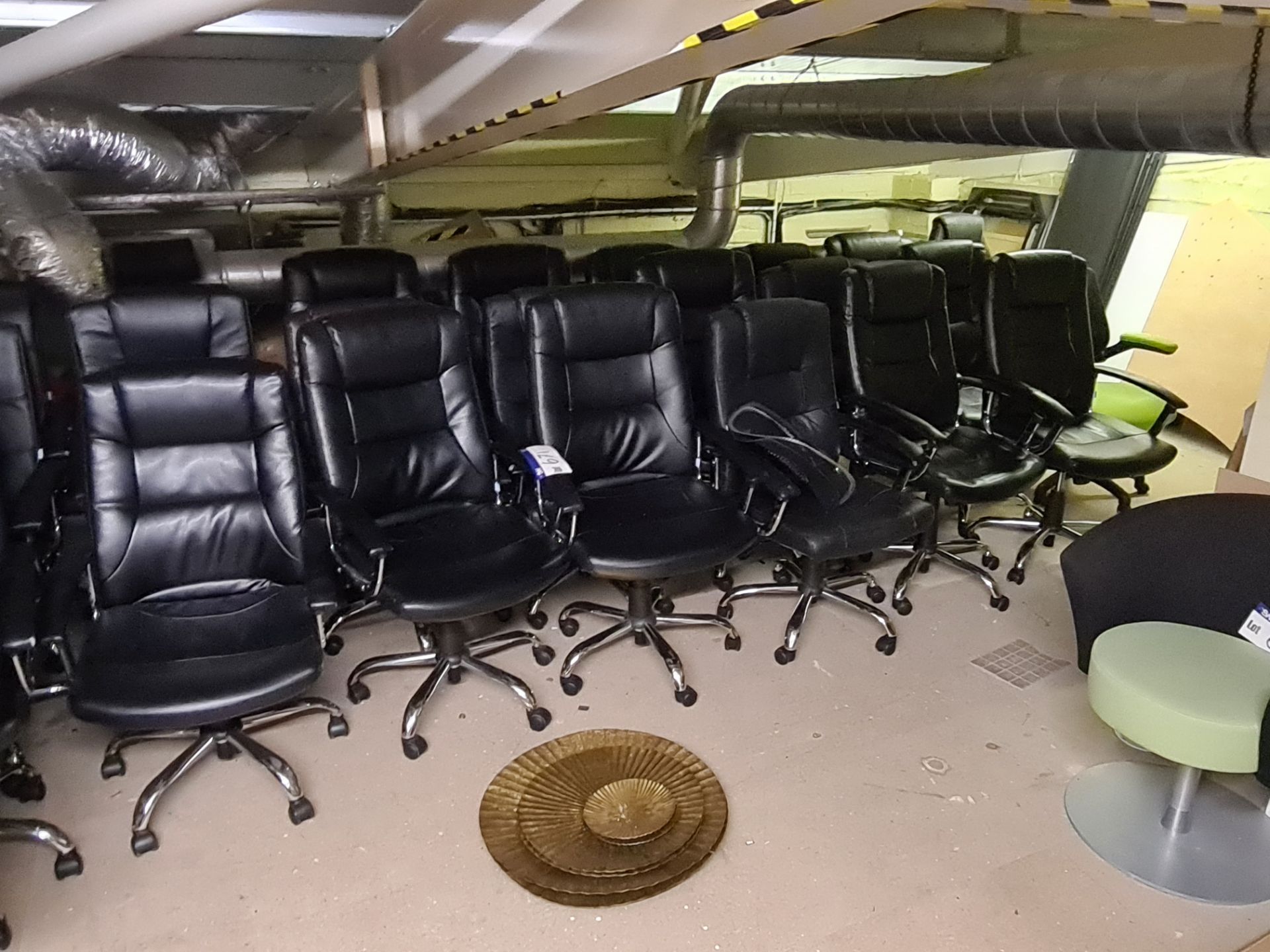Approx. 25 Mixed Office Chairs, Various Colours (T - Image 2 of 2