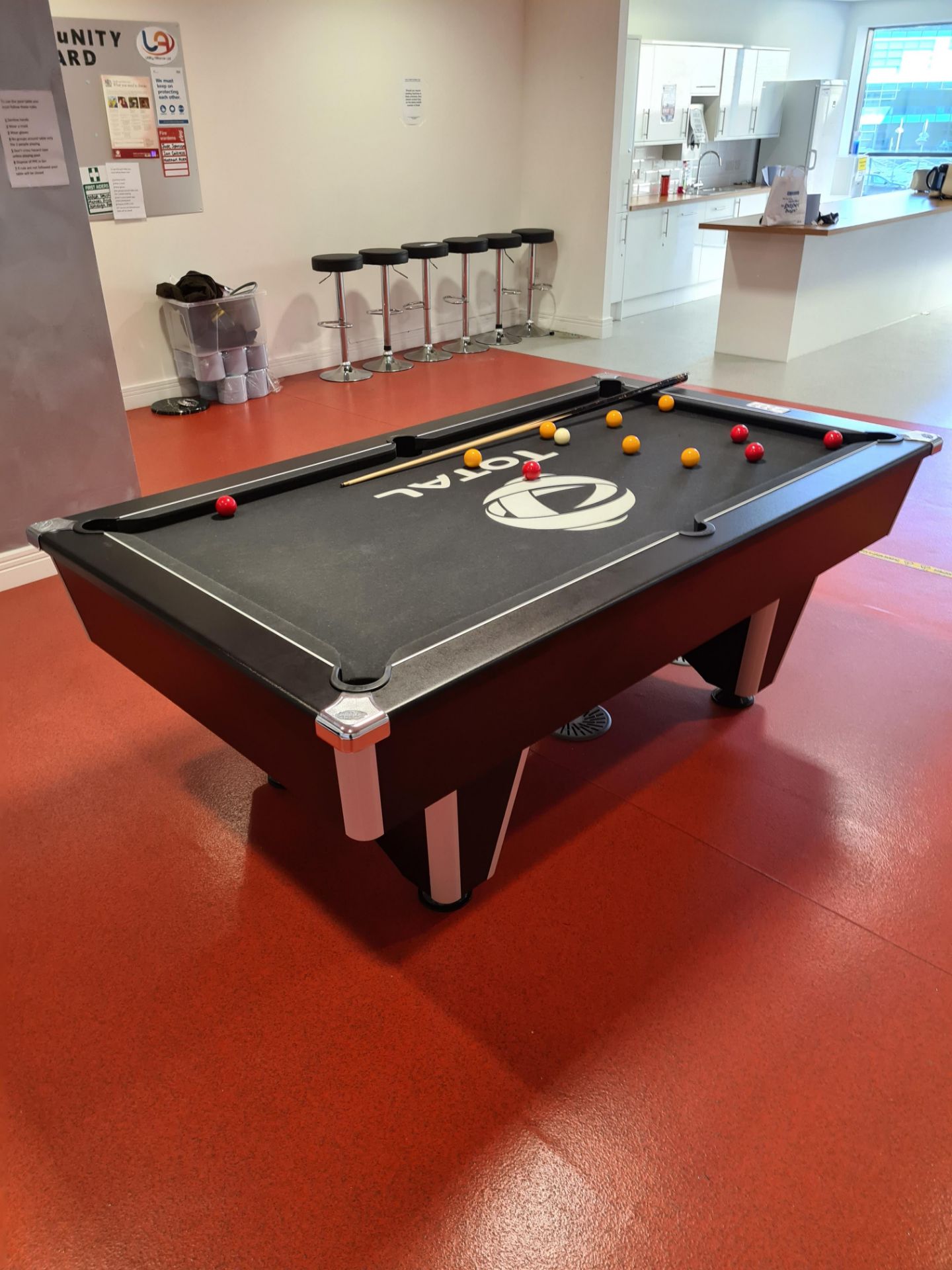 Pool Table with 1 cue and set of pool balls (Locat - Image 2 of 2
