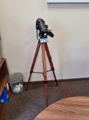 Classic Style Tripod Lamp (This lot is located at