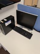 Dell Optiplex 7010 Personal Computer with Monitor