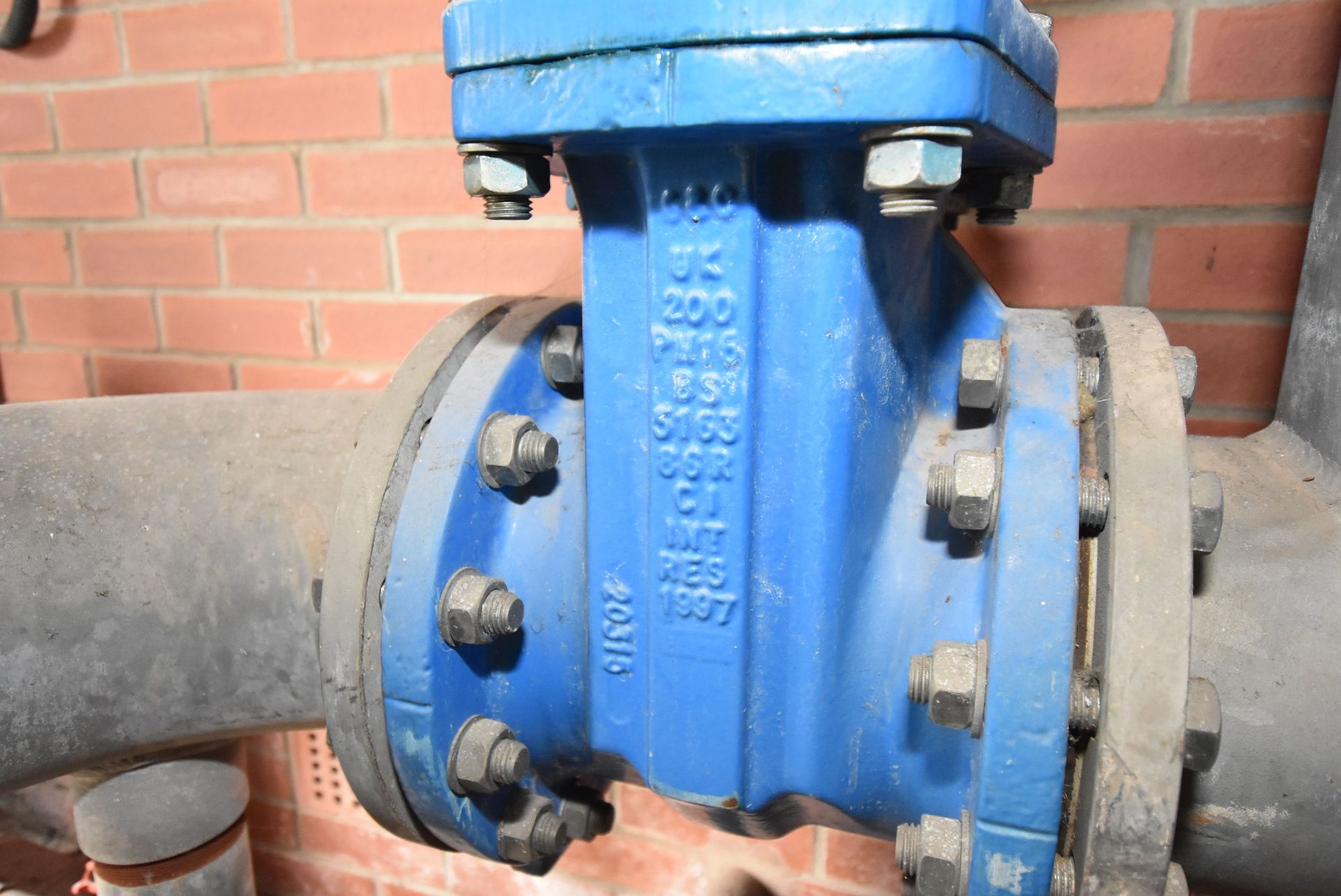 Two approx. 200mm dia. Hand Gate Valves (There will be a removal/ loading charge of £100 + VAT for - Image 2 of 3