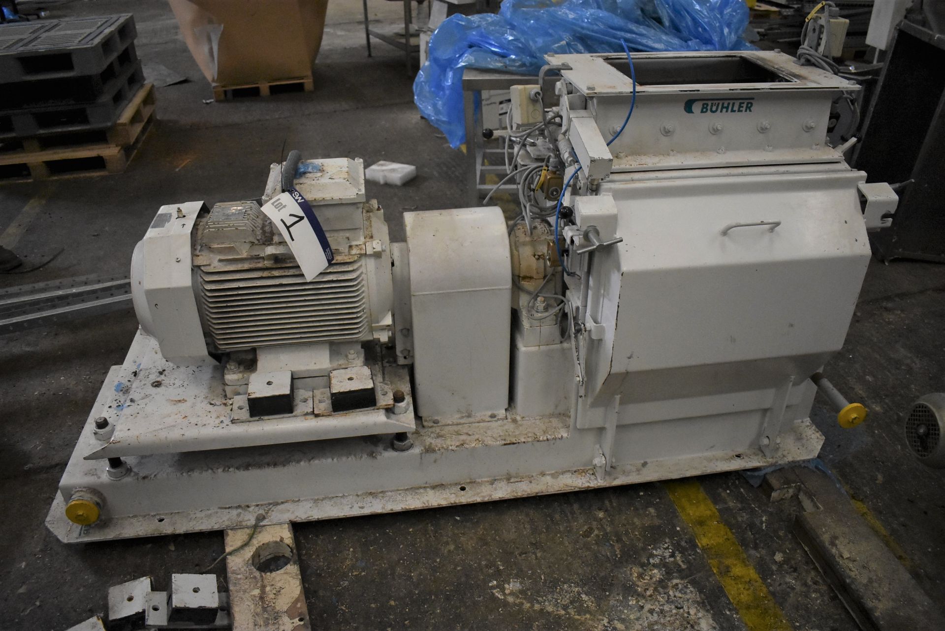 Buhler DNZF 655 HAMMER MILL, serial no. 10315201, year of manufacture 1999, with ABB 30kW electric