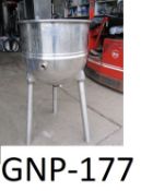 90L Stainless Steel Scrape Wall Vessel, with stainless steel pressure jacket, on stainless steel