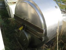 Insulated Stainless Steel Tank, with conical base 40mm outlet insulated top, with 400mm dia. inlet