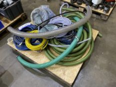 Assorted Flexible Hose, on pallet Lot located at the Gold Line Feeds Ltd, Kettering Road, Islip,