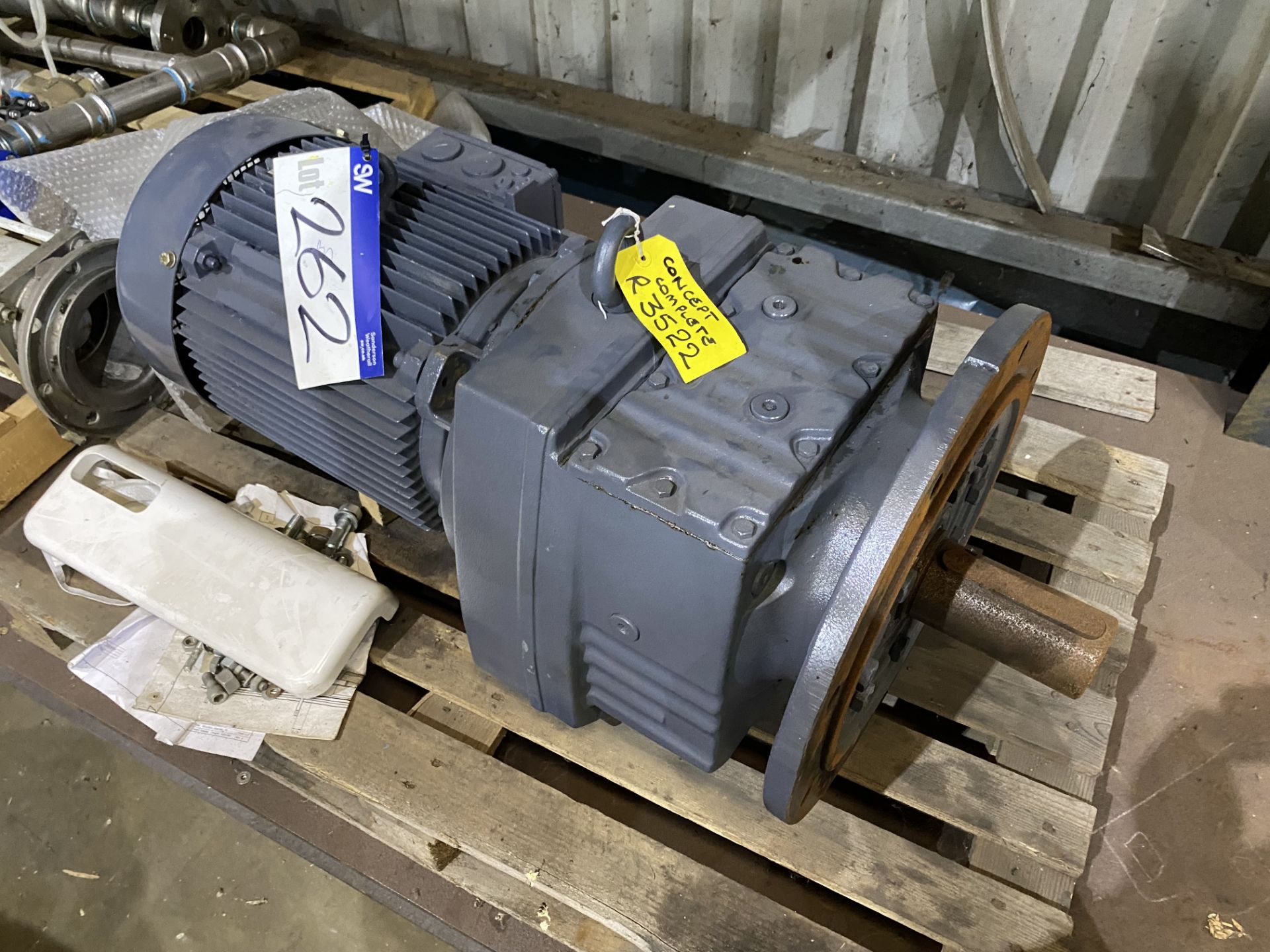 SEW-Eurodrive RF107 DV160L4 15kW Geared Electric Motor, 36rpm (understood to be unused), with 70mm - Image 2 of 3