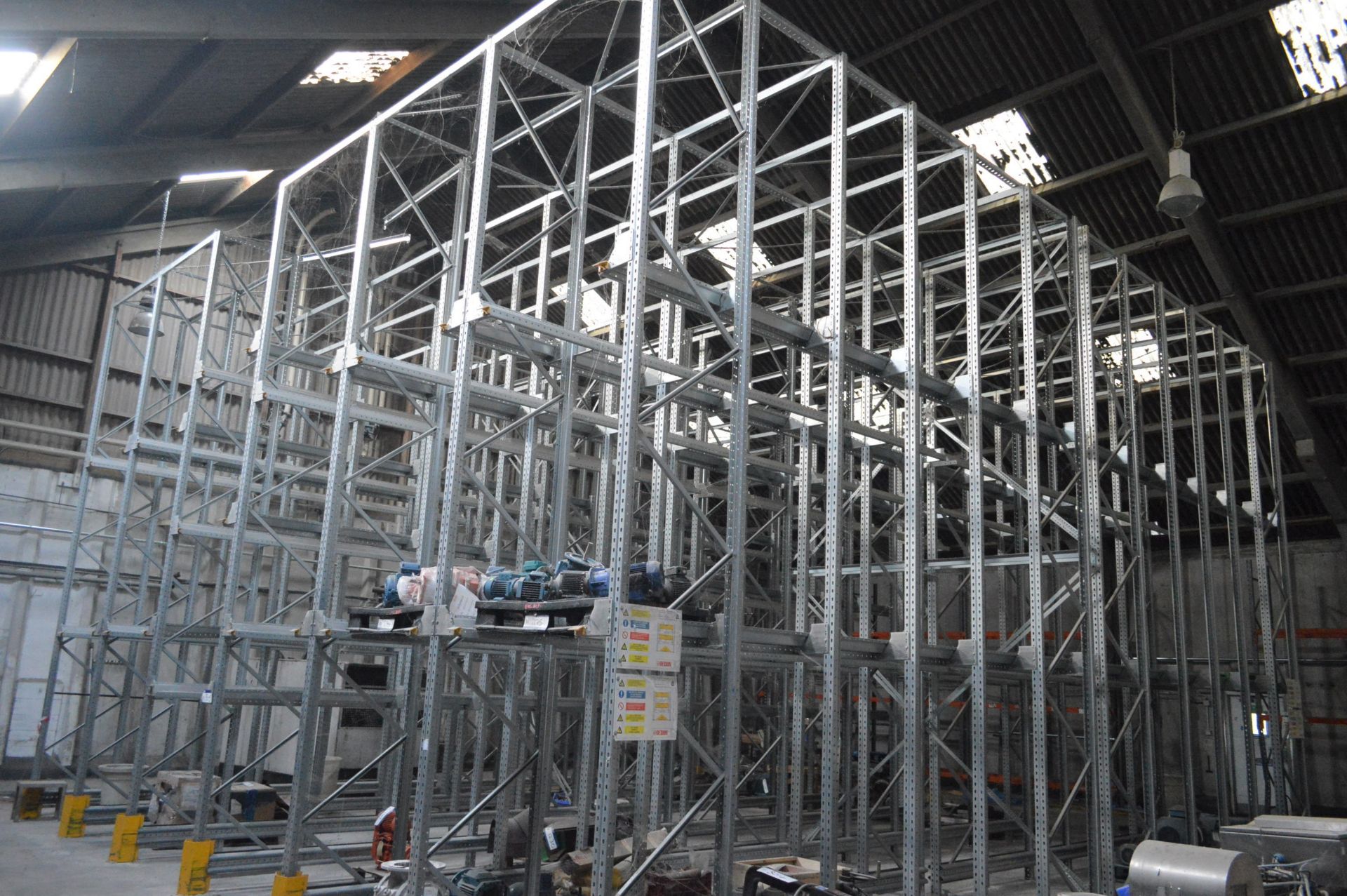 Dexion P90 M SIX BAY THREE TIER DRIVE-IN PALLET RACK, approx. 10m x 10.8m x 6m high overall, for