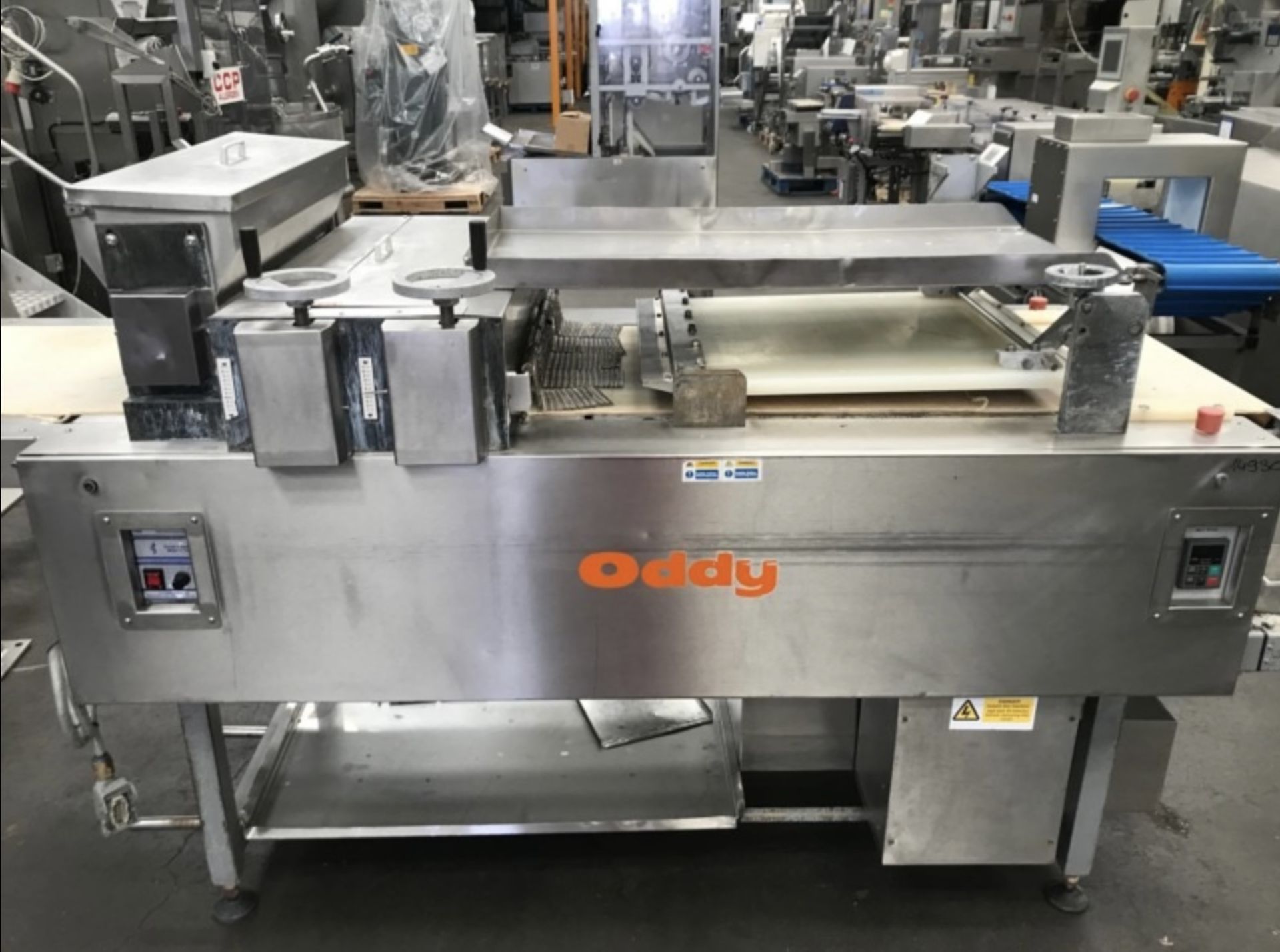 Oddy Novatek Two Bread Rolling Line, approx. 6.5m long x 1m wide x 2.45m high, belt width 550mm, - Image 2 of 4