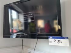 Toshiba 40in. Flat Screen Television, with wall br