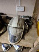 3M Versaflo M-100 Grinding Mask, with battery and