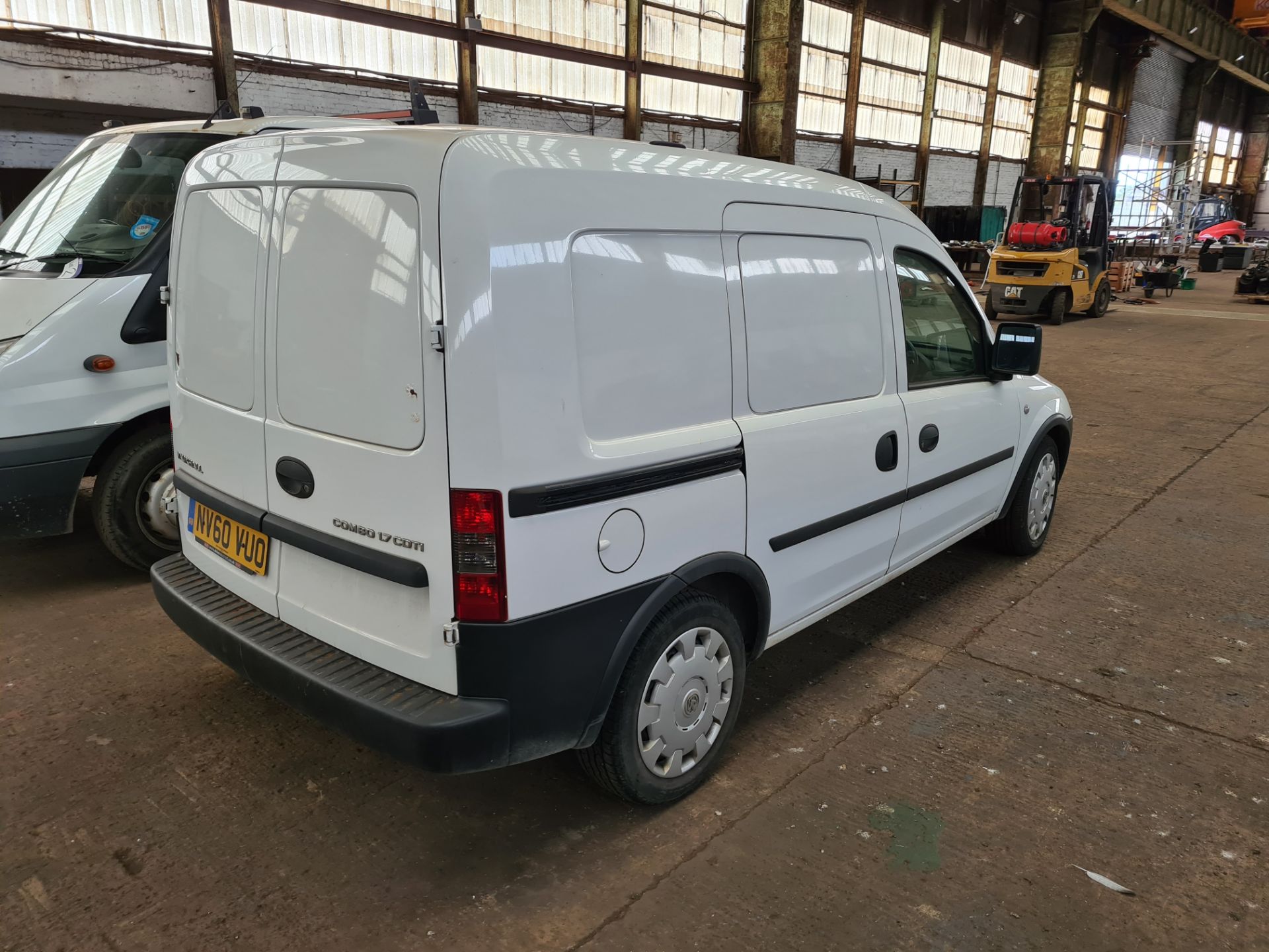 Vauxhall Combo 1.7 CDTi Diesel Panel Van, registra - Image 2 of 3