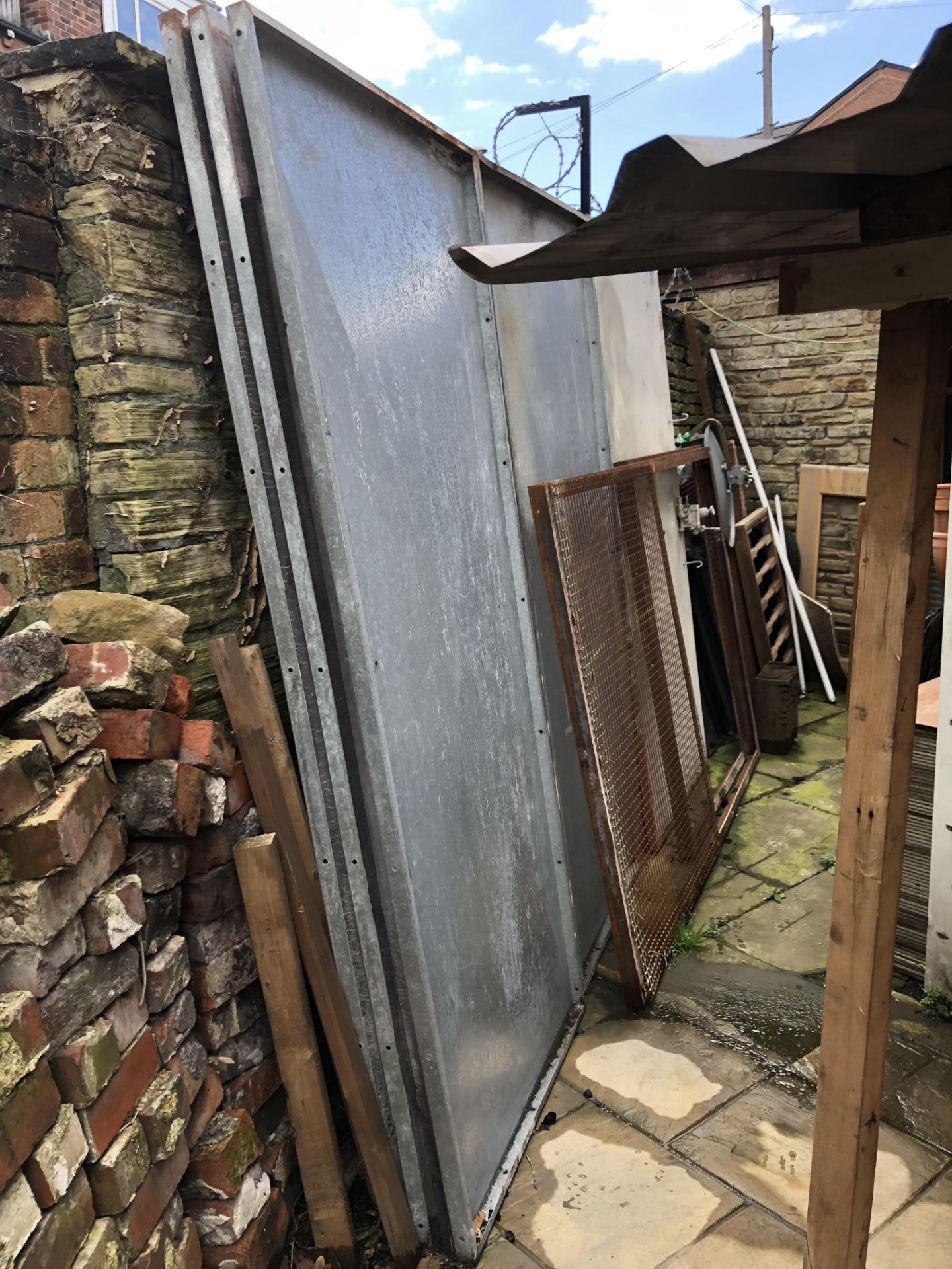 Galvanised Steel Paint Spray Booth, 3m x 3m (dismantled)