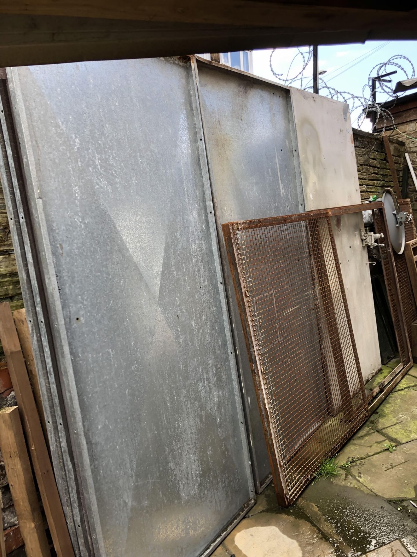 Galvanised Steel Paint Spray Booth, 3m x 3m (dismantled) - Image 2 of 4