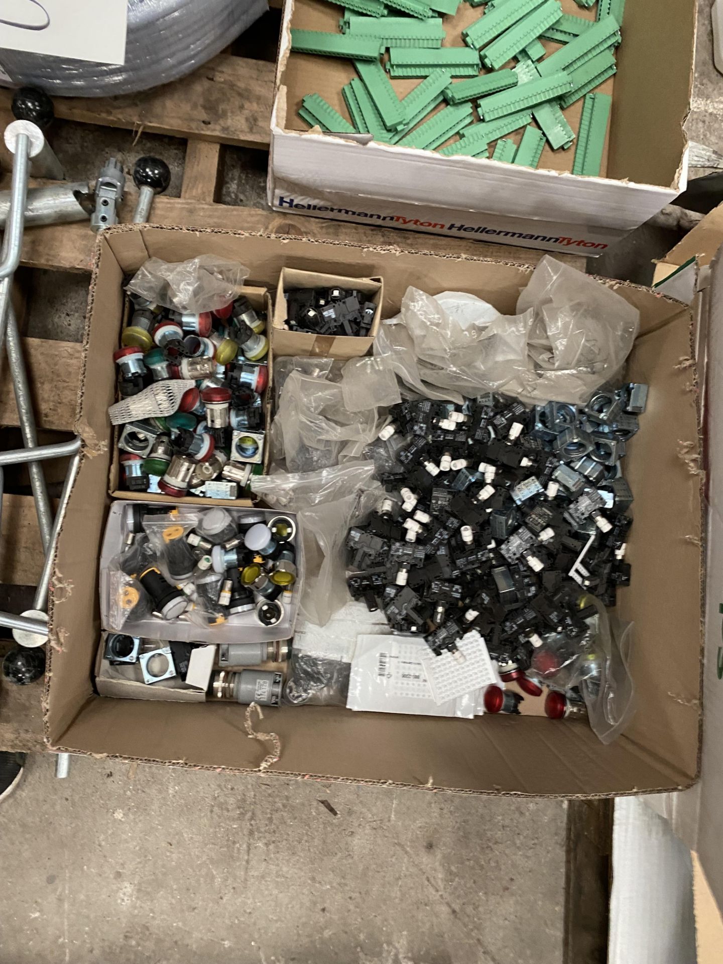 Assorted Electrical Components, as set out on pall - Image 2 of 3