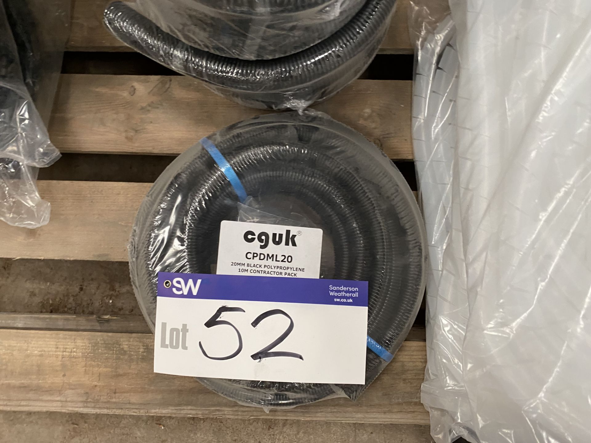 Three Reels of Plastic Contractor Pack Hose, inclu - Image 2 of 3