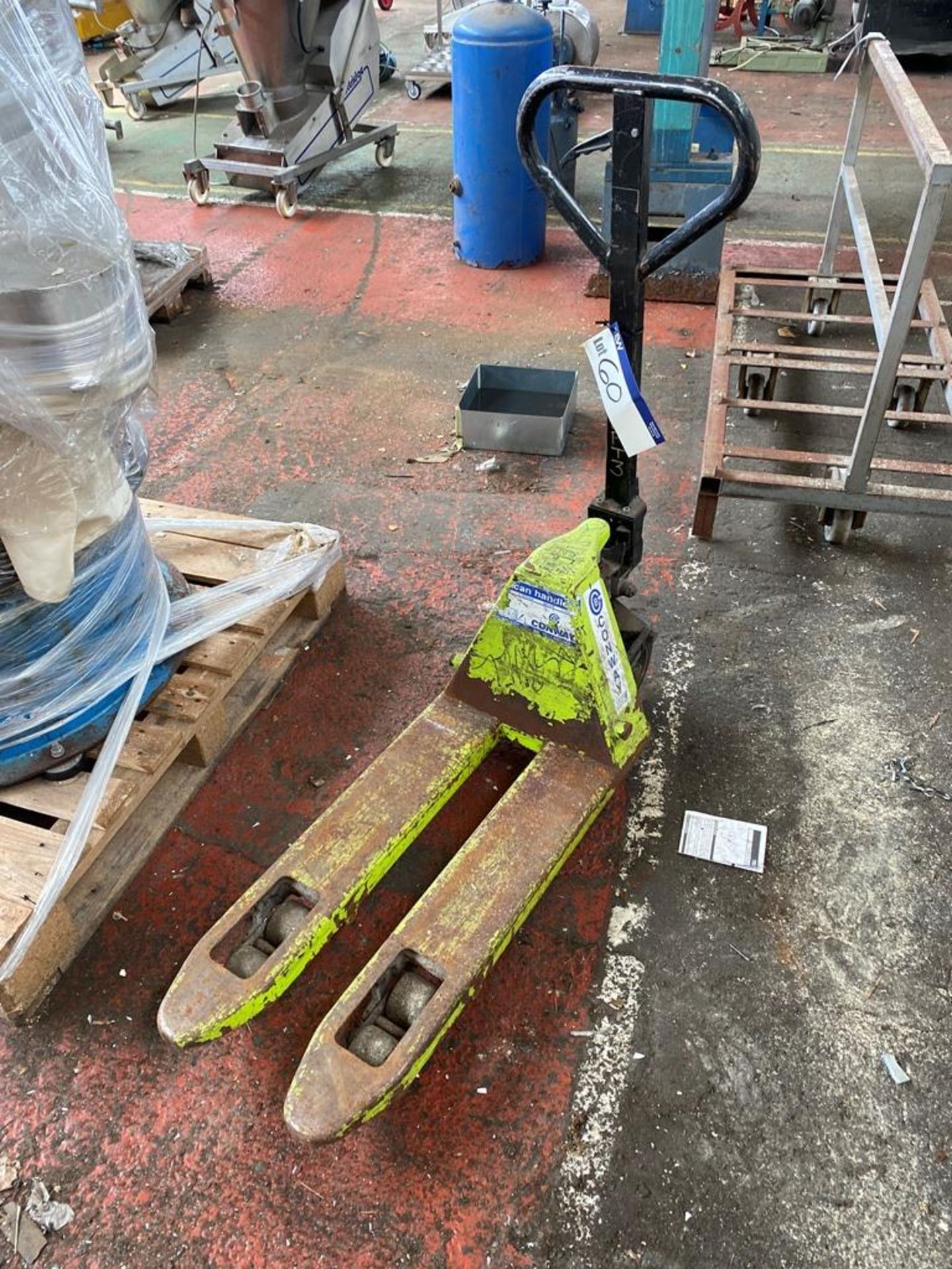 Conway 2500kg Hand Hydraulic Pallet Truck, forks 400mm x 800mmPlease read the following important