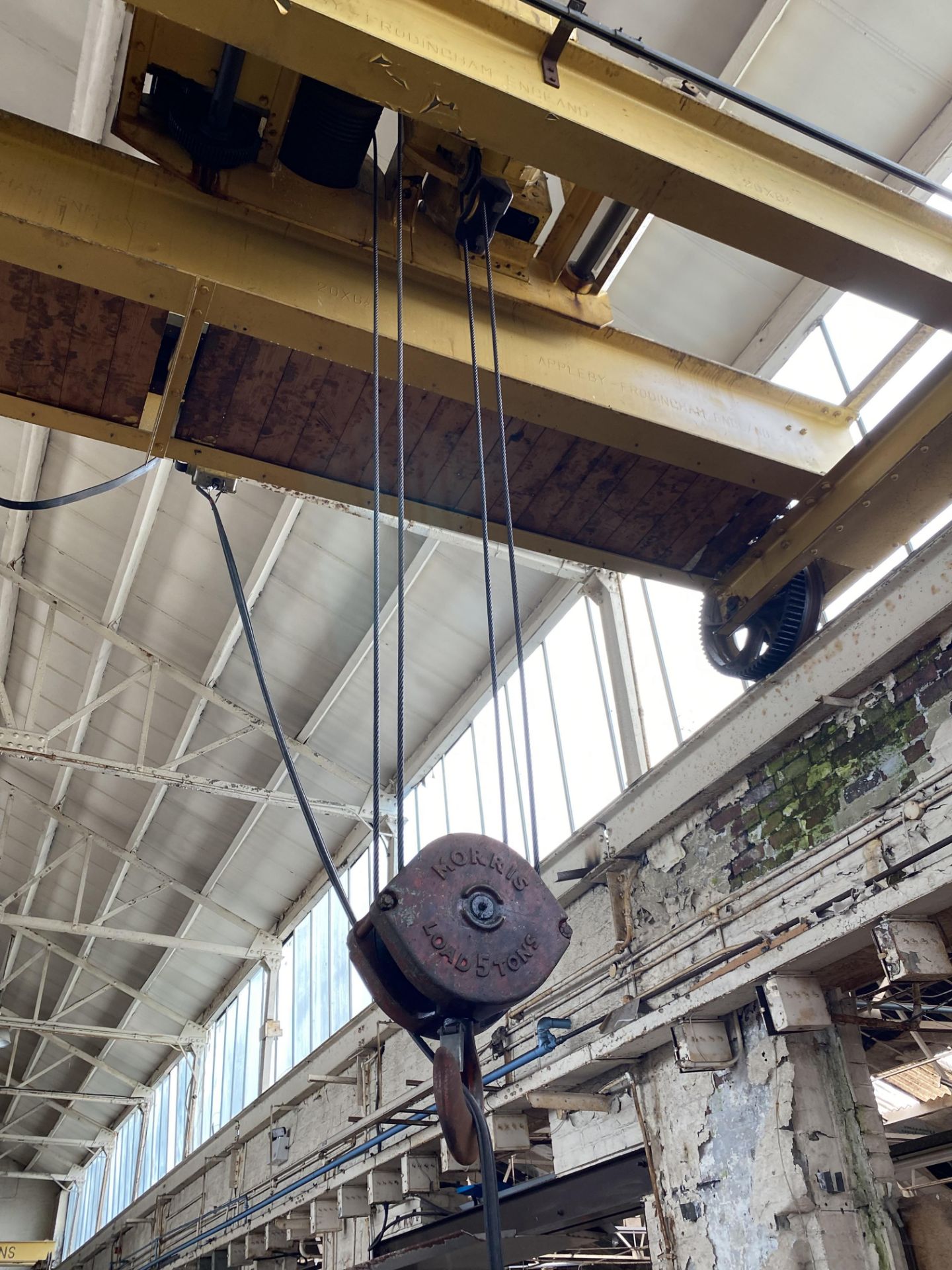 Loughborough 5 ton cap. TWIN GIRDER TRAVELLING OVERHEAD CRANE, approx. 10.6m wide, with power take - Image 3 of 5