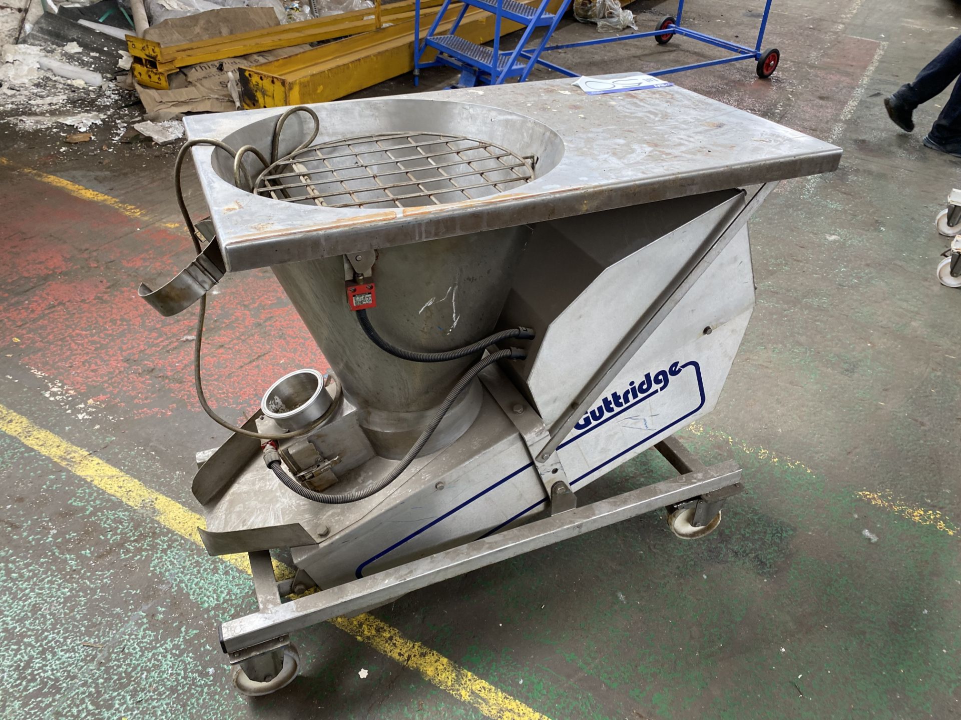 Guttridge STAINLESS STEEL MOBILE HOPPER FEED UNIT, serial no. 280701, date of manufacture 04/ - Image 2 of 6