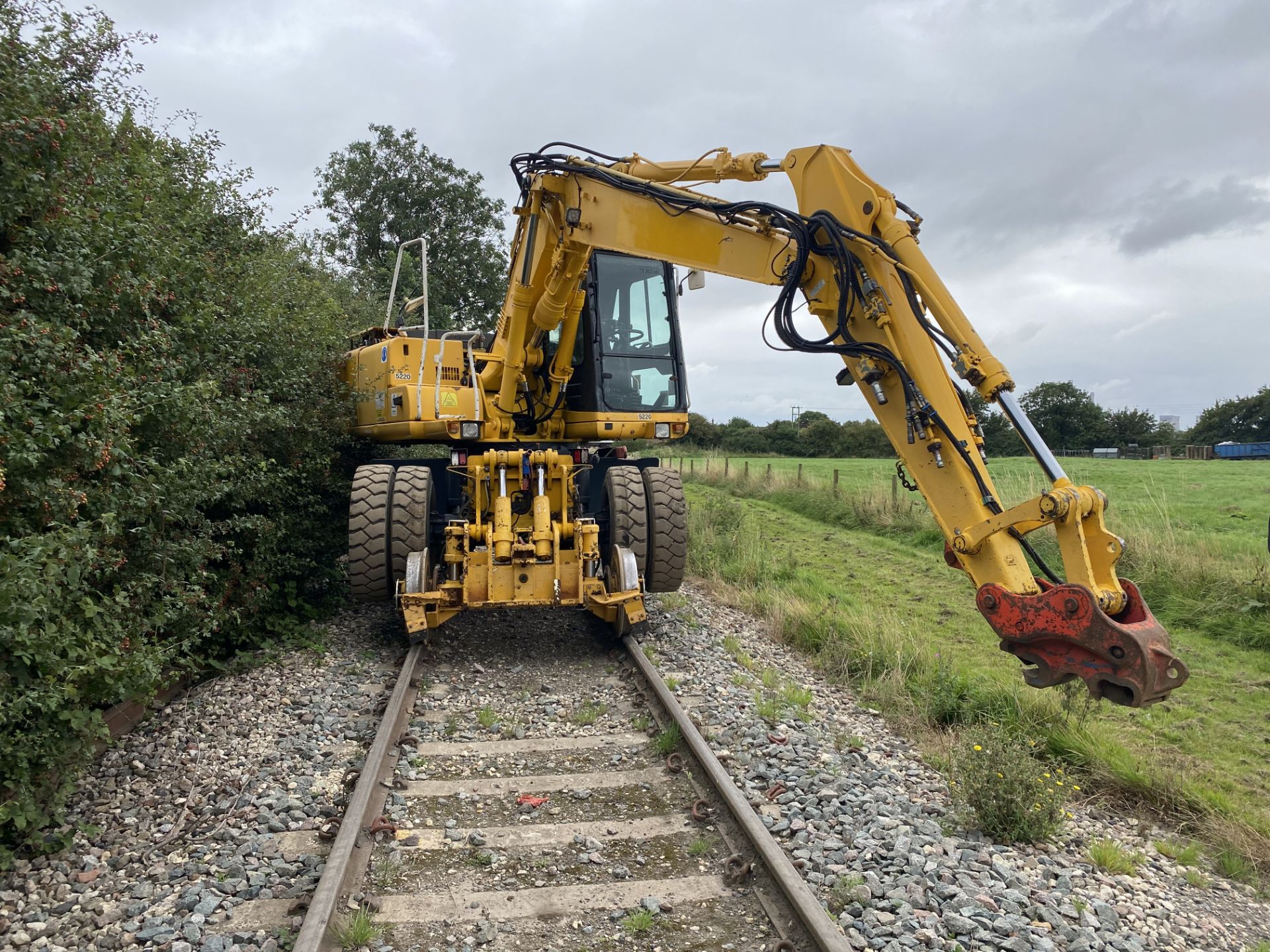 Komatsu PW250 Mega Railer 22T EXCAVATOR, serial no. K35199, plant no. 5220, year of manufacture - Image 3 of 20