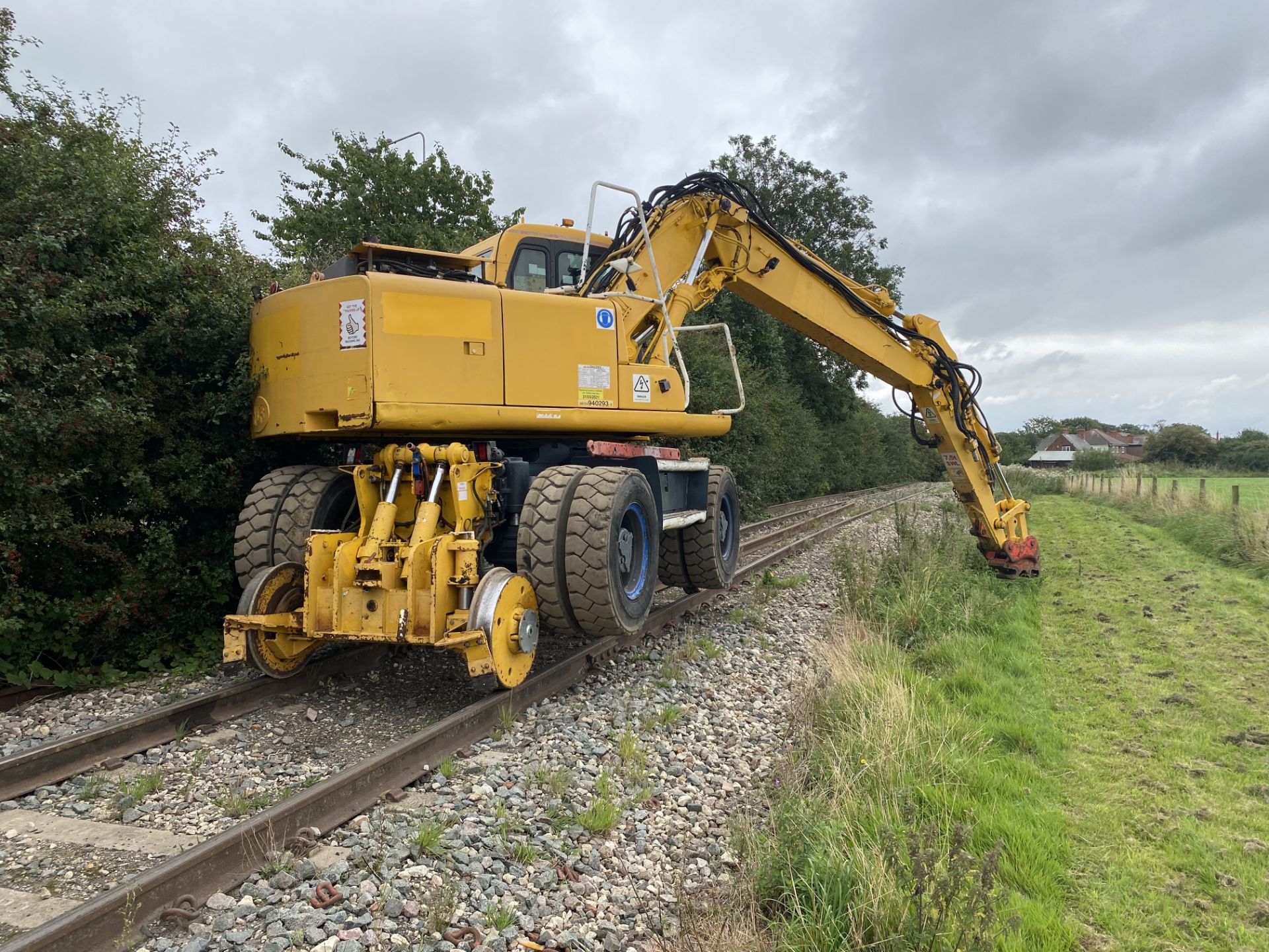 Komatsu PW250 Mega Railer 22T EXCAVATOR, serial no. K35199, plant no. 5220, year of manufacture - Image 10 of 20