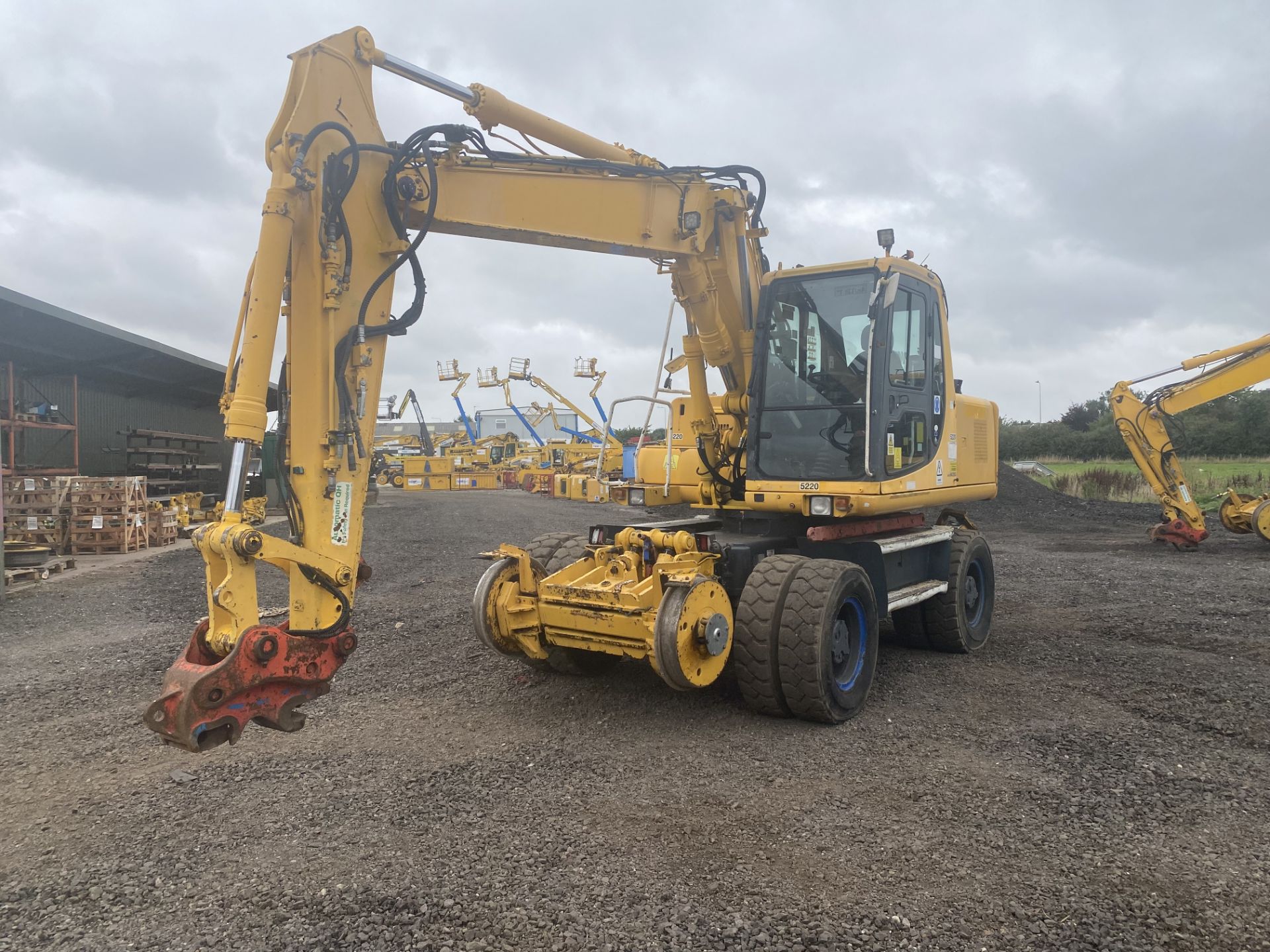 Komatsu PW250 Mega Railer 22T EXCAVATOR, serial no. K35199, plant no. 5220, year of manufacture - Image 11 of 20