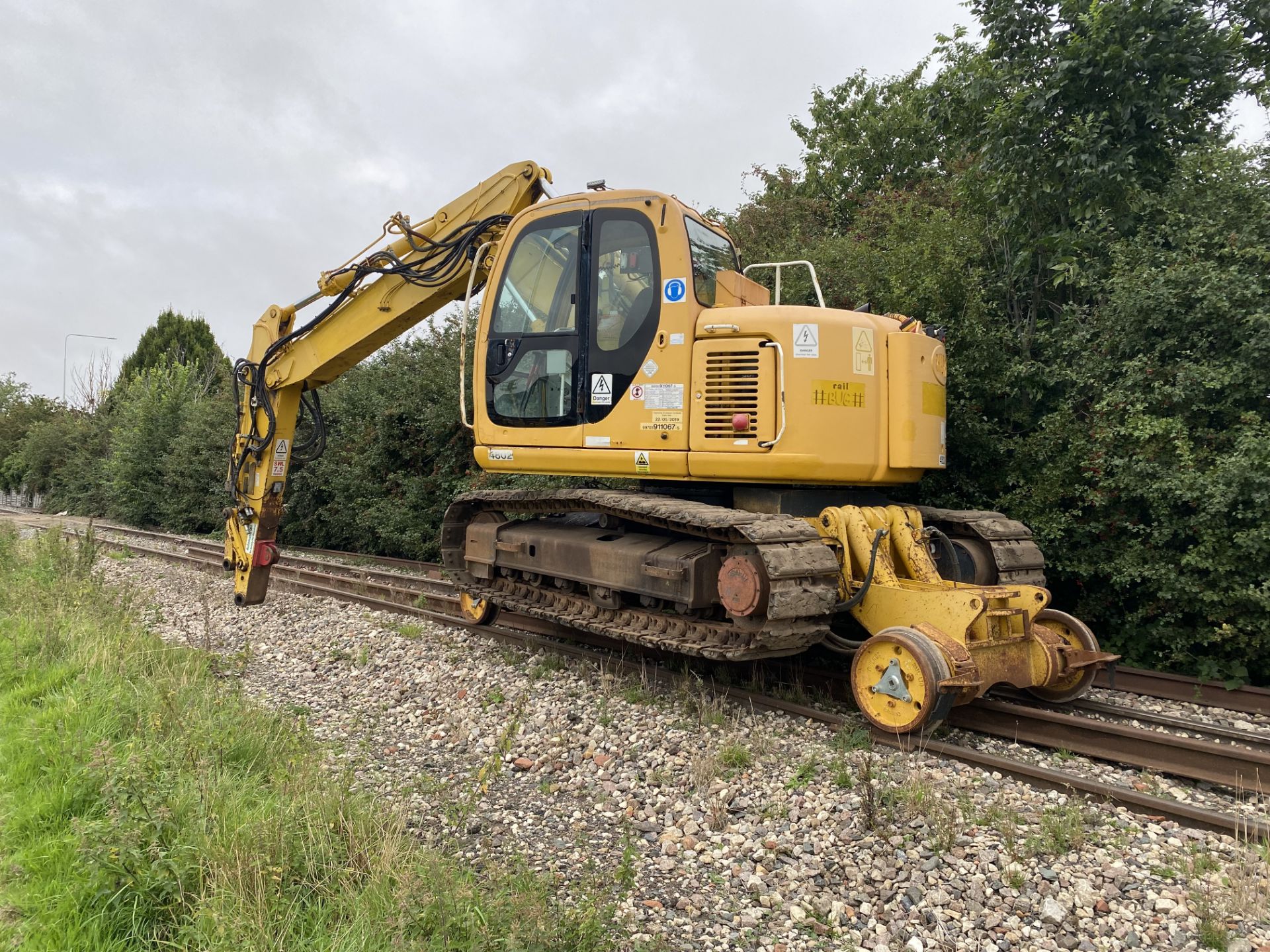 Kobelco SK135 18T RAIL BUG EXCAVATOR, serial no. YY03-04975, plant no. 4802, year of manufacture - Image 8 of 18