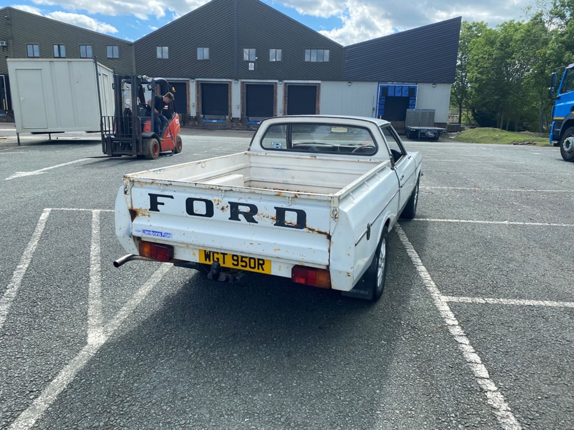 Ford Cortina Classic Mark 3 V6 2.5 Petrol Pickup T - Image 9 of 15