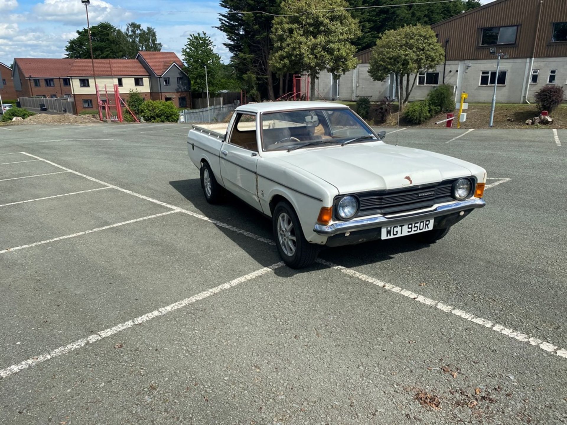 Ford Cortina Classic Mark 3 V6 2.5 Petrol Pickup T - Image 5 of 15