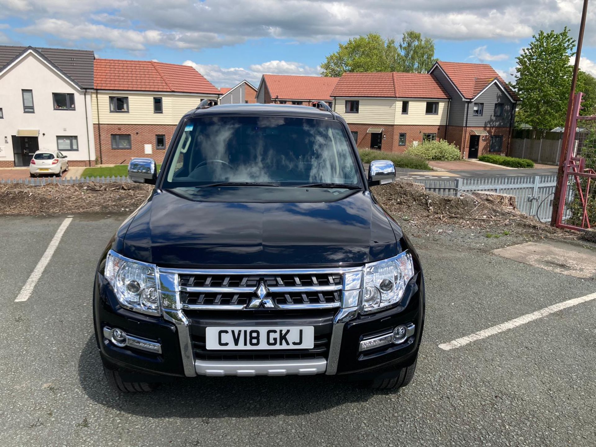 Mitsubishi Shogun Barbarian Diesel SUV, registration no. CV18 GKJ, date first registered 06/2018, - Image 3 of 22