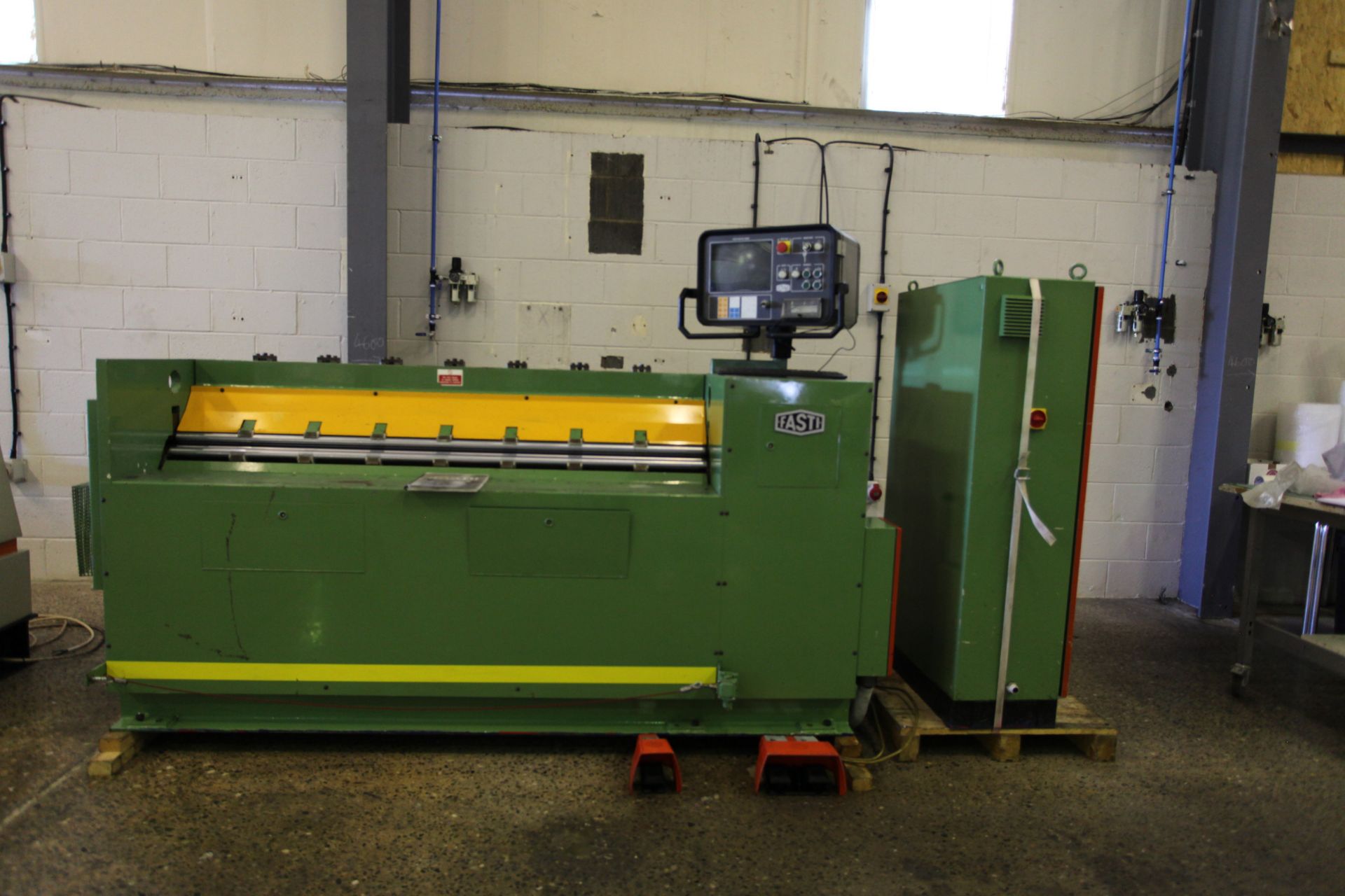 Fasti 1044-18-0.75 Reflector Bending Machine, serial no. 94144 002, dimensions approx. 280cm wide - Image 2 of 10