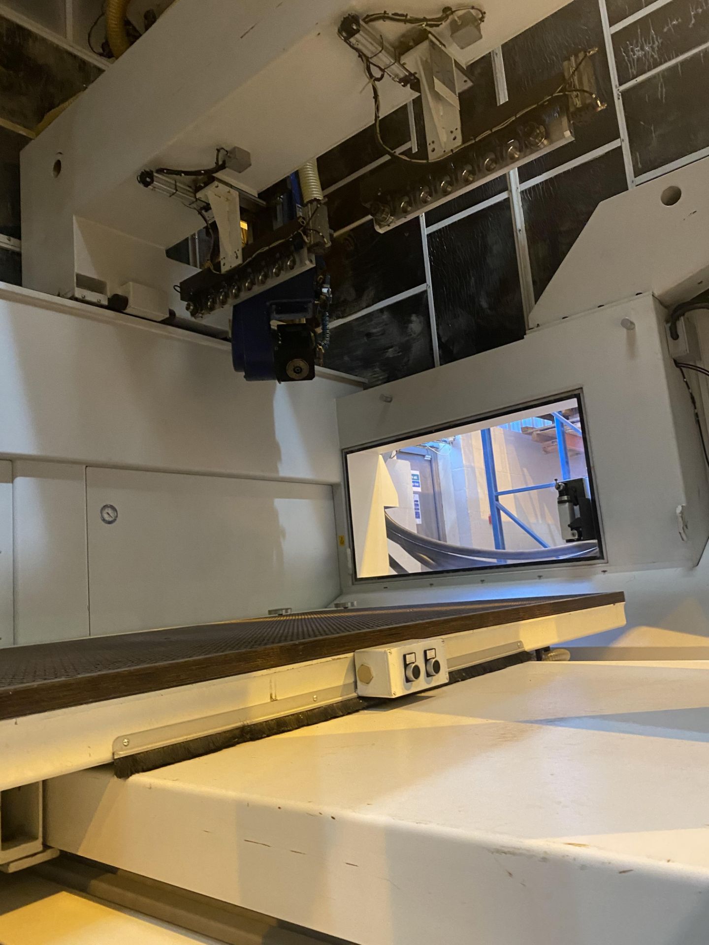 CMS Ares 60-18-APC-PX5 Five Axis Twin Table CNC Machining Centre, serial no. 3952, year of - Image 14 of 21