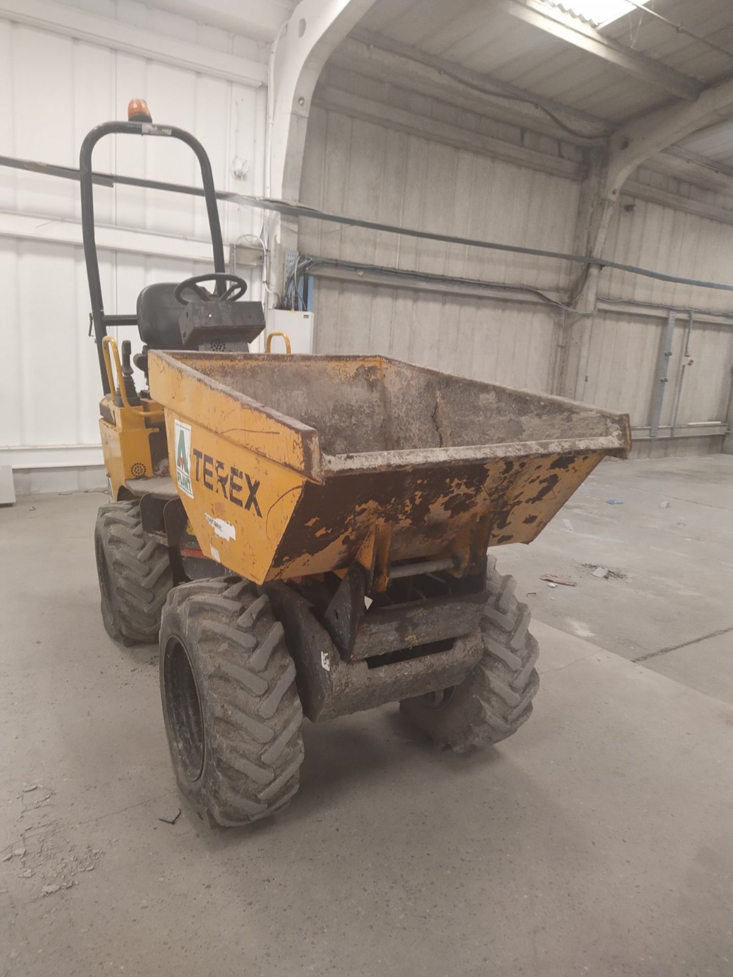 Terex High Tip Dumper, free loading onto purchasers transport - Yes, item located at Guttercrest - Image 5 of 6