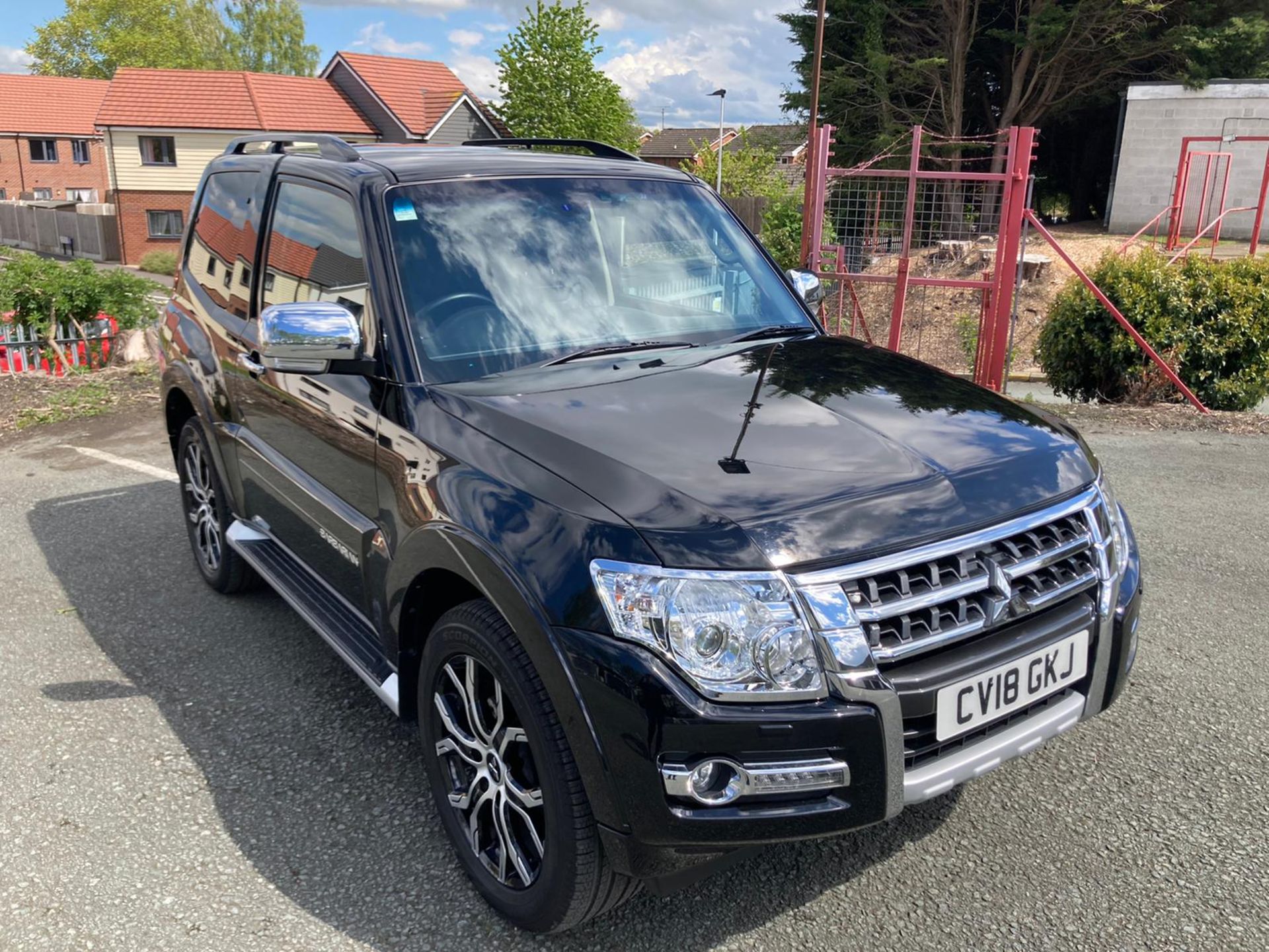 Mitsubishi Shogun Barbarian Diesel SUV, registration no. CV18 GKJ, date first registered 06/2018,