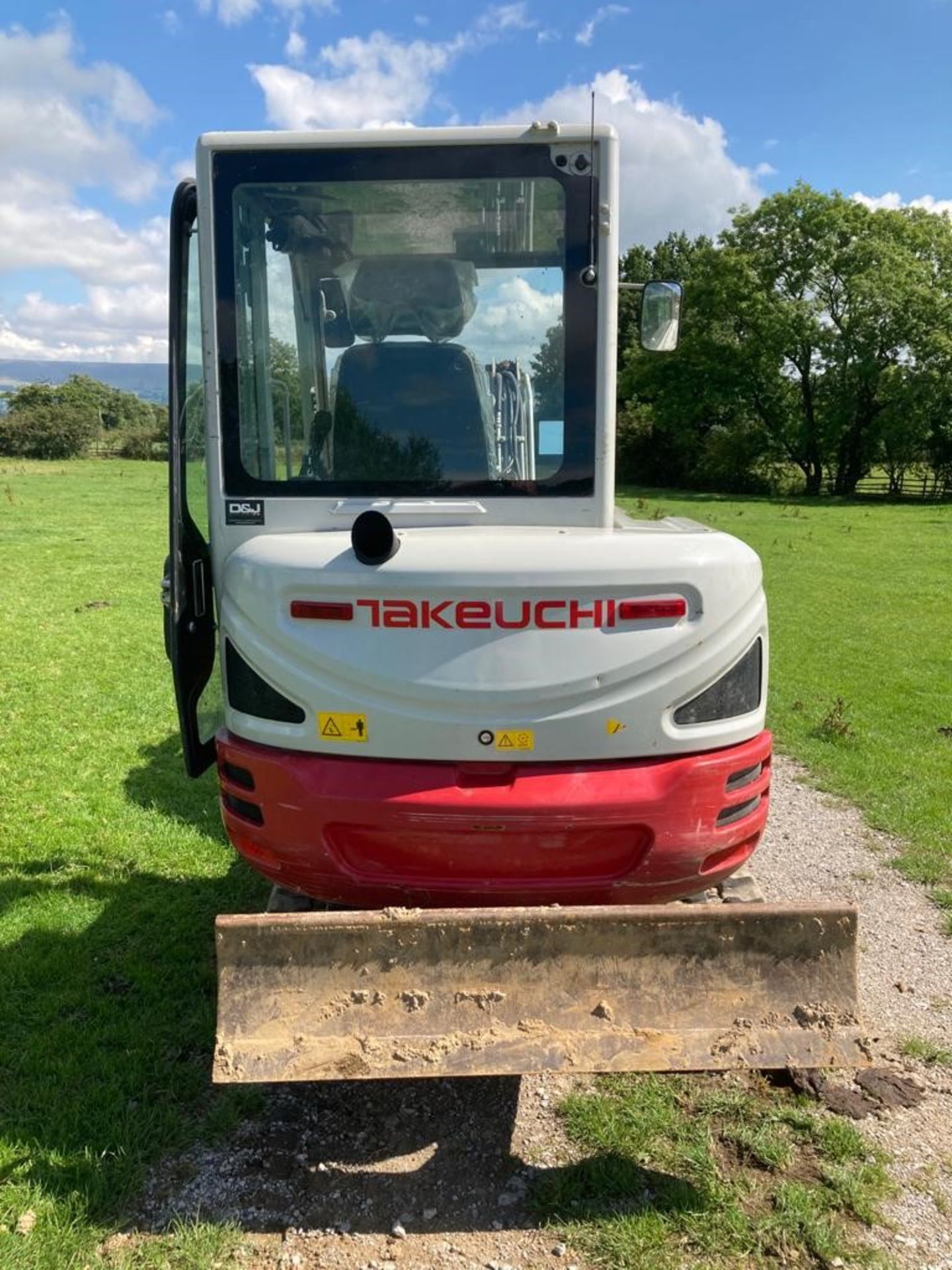 Takeuchi TB230 2875kg TRACKED COMPACT EXCAVATOR, s - Image 3 of 7