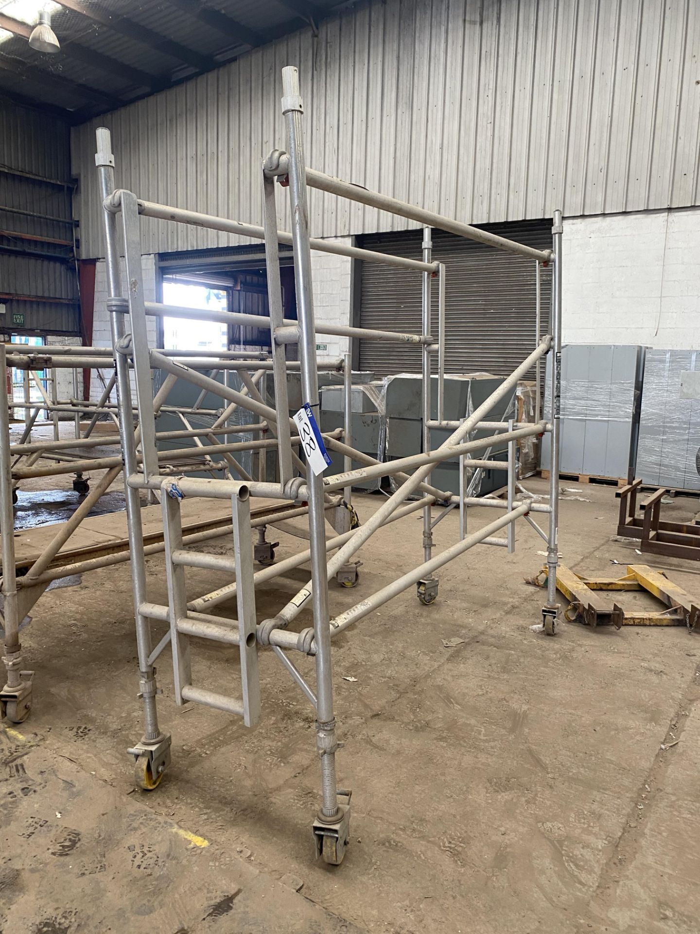 Boss Ladder Span Tubular Alloy Scaffold Tower, approx. 2.5m longPlease read the following