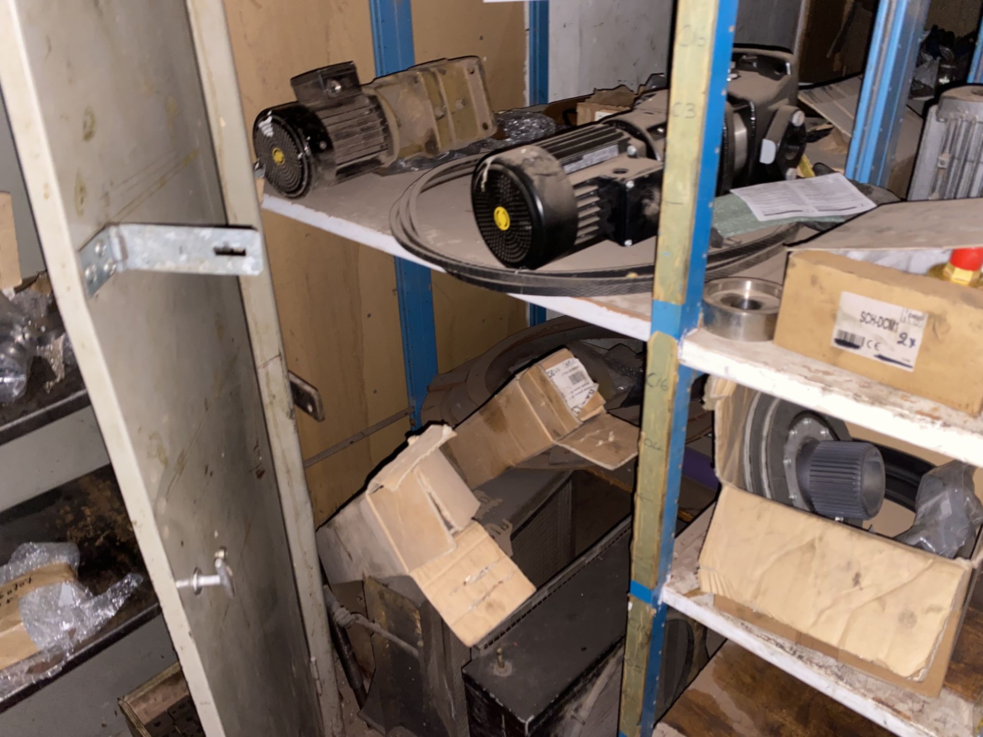 Contents of One Bay to One Side of Rack, comprising radiators and equipmentPlease read the following - Image 3 of 3