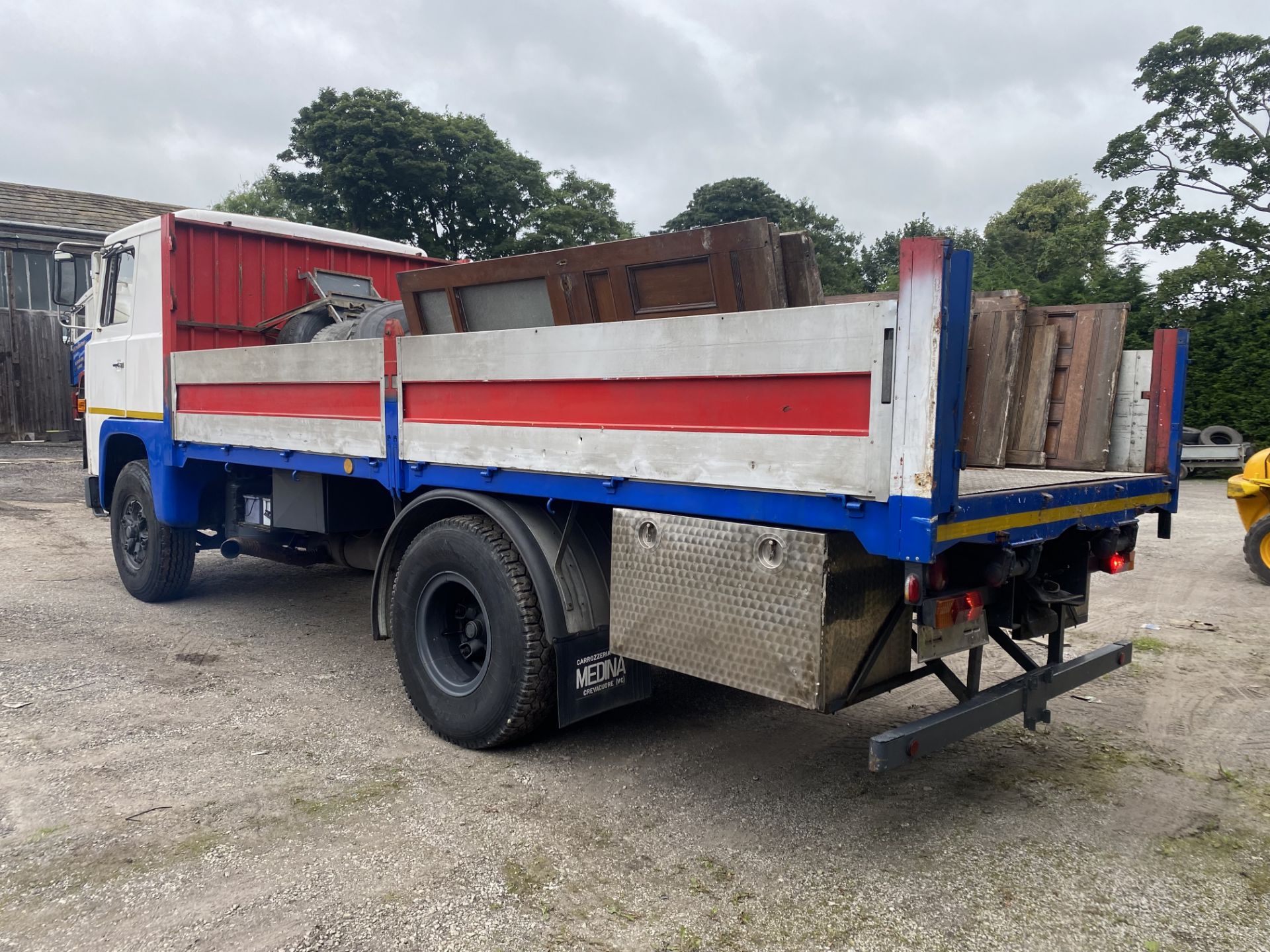 Scania 111 4x2 Rigid Body Alloy Dropside Truck, 1979 (ex Italy – right hand drive) (this vehicle - Image 4 of 18