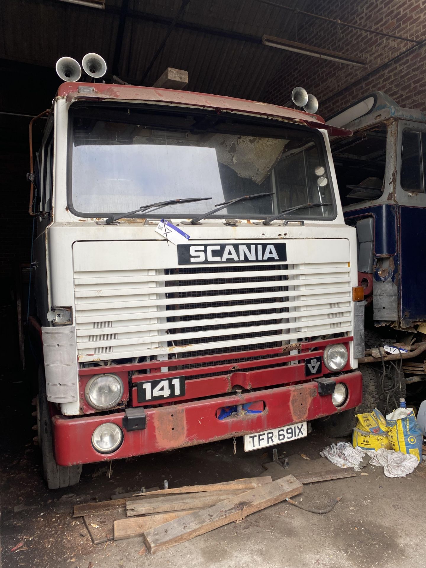 Scania 141 V8 4X2 TRACTOR UNIT, registration no. TFR 691X, date first registered 01/06/1982, cab