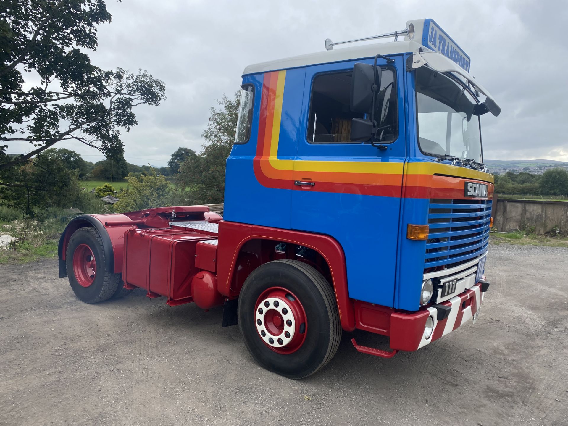 Scania 111 4X2 TRACTOR UNIT, registration no. JSJ 639W, date first registered 01/09/1980, fully - Image 2 of 29