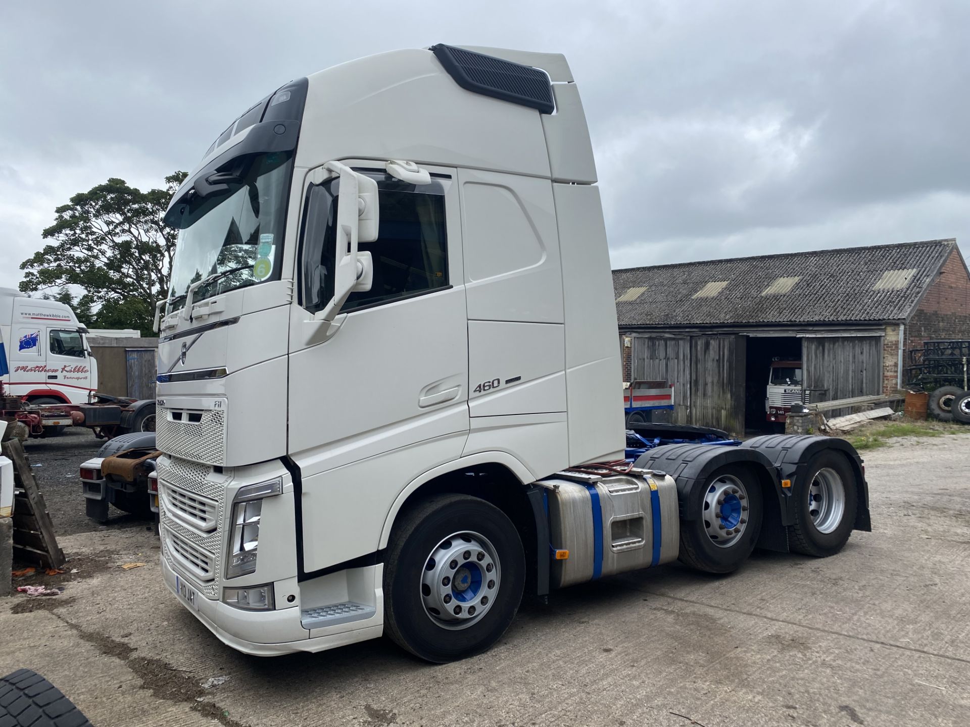 Volvo FH V4 460 GTXL 6X2 TRACTOR UNIT, registration no. PG15 FKK, date first registered 01/05/