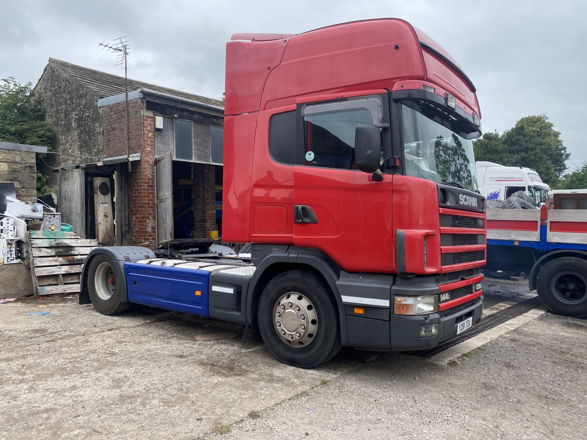 Scania 144 530 4X2 CLASSIC TRACTOR UNIT, registration no. Y281 TDA, date first registered 01/03/ - Image 3 of 19