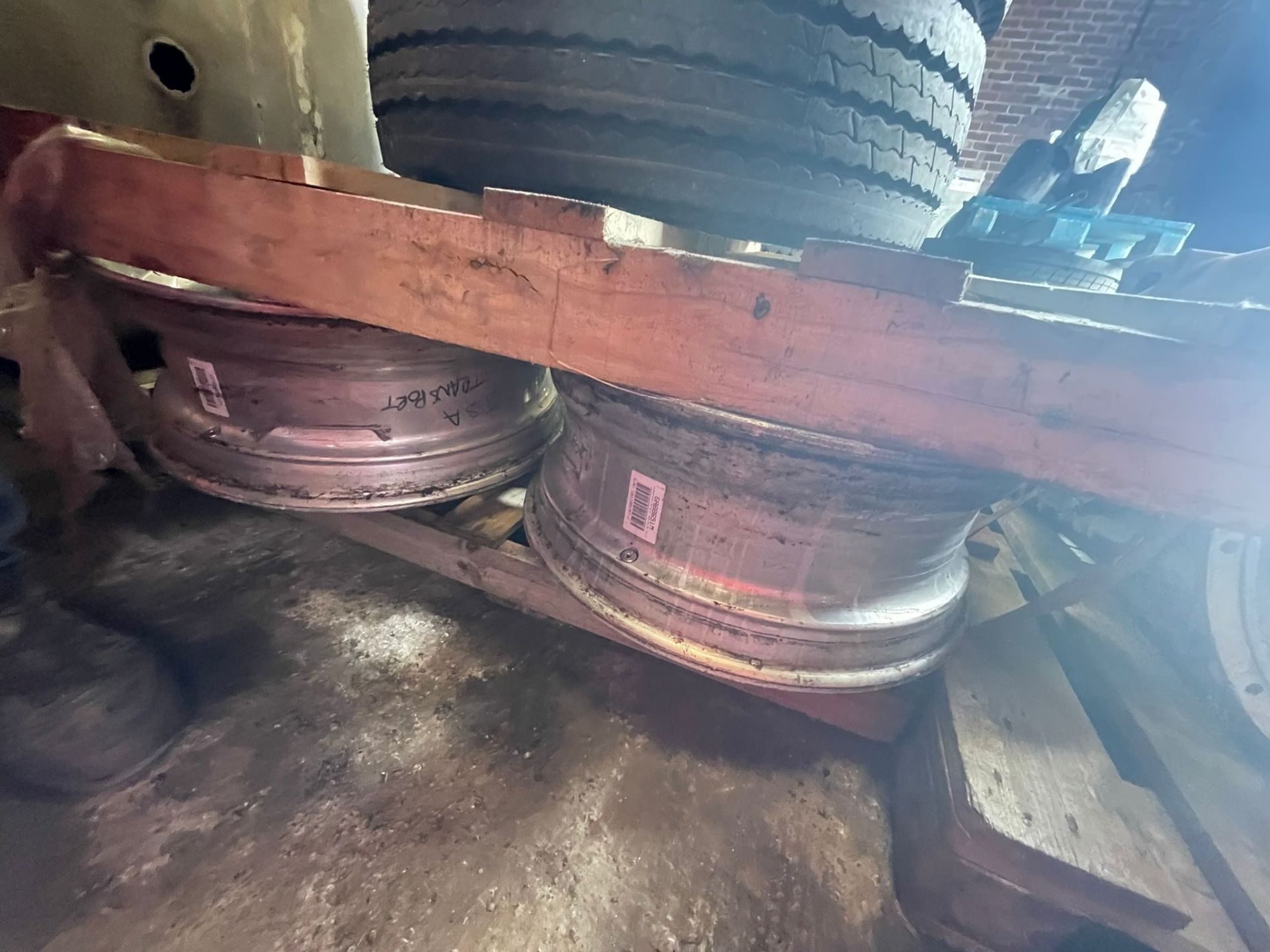 Four Alcoa Aluminium Rims (this lot is subject to 15% buyer's premium)Please read the following